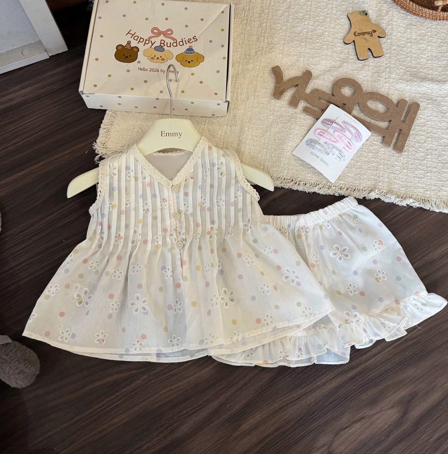 G045 - SET BÉ GÁI HOA CHẤM BI XẾP LI BÈO