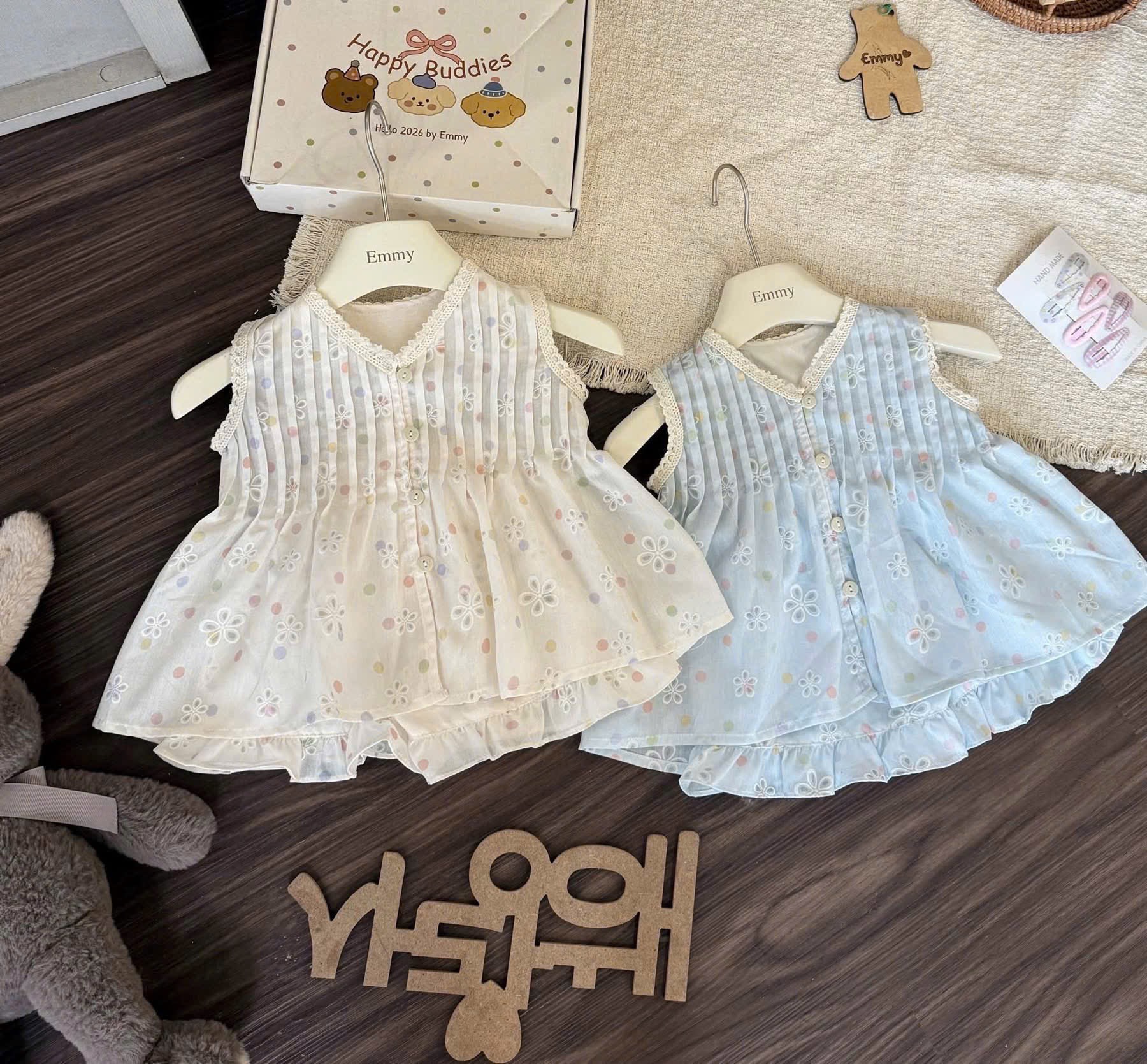 G045 - SET BÉ GÁI HOA CHẤM BI XẾP LI BÈO