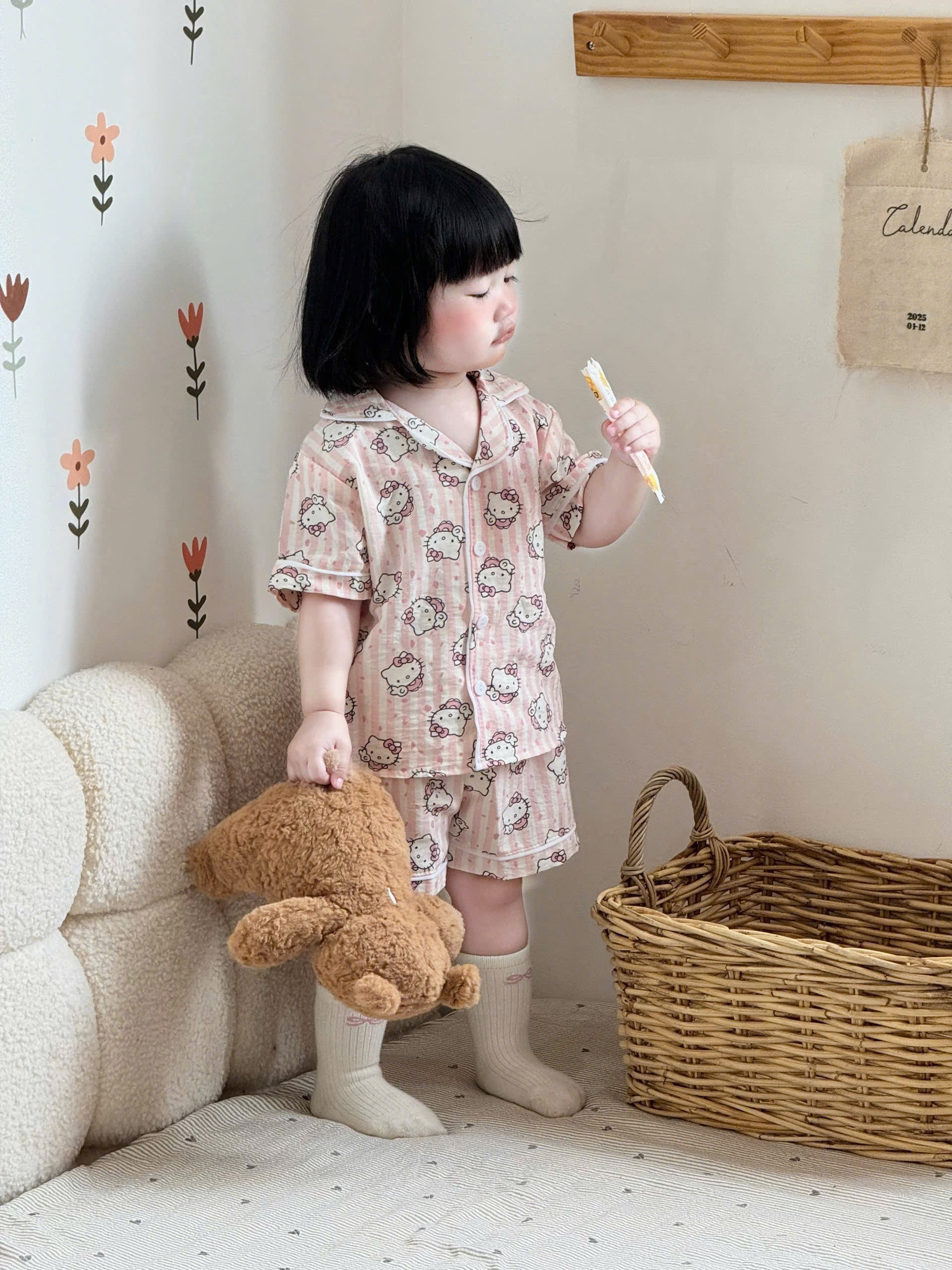 G933 - SET 2 BỘ PYJAMA ĐÙI BÉ HOẠT HÌNH