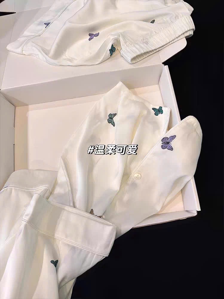 S301 - BỘ PYJAMA LỤA ĐÙI MÀU TRẮNG HÌNH BƯỚM