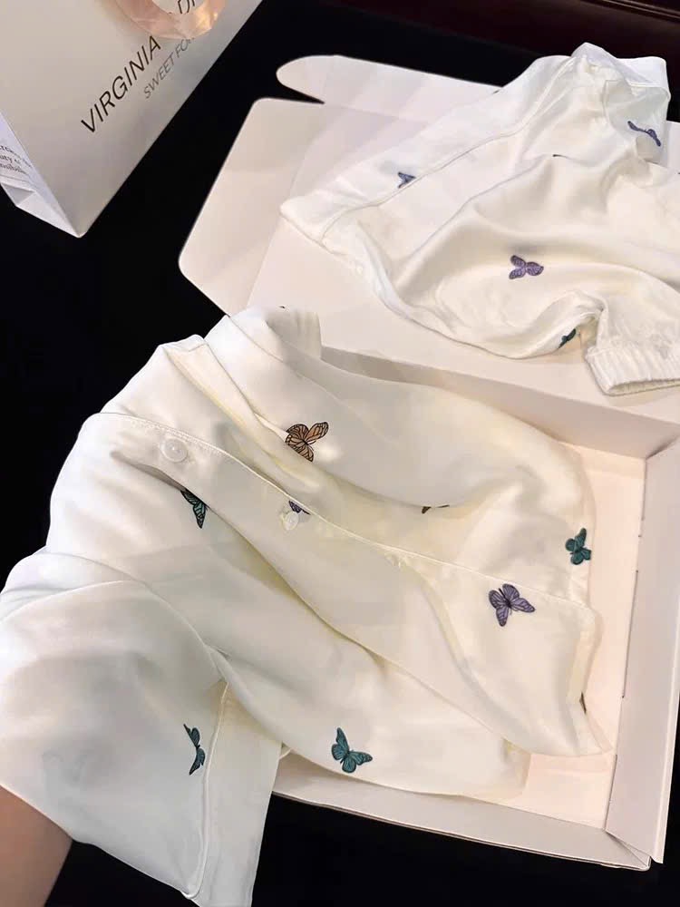 S301 - BỘ PYJAMA LỤA ĐÙI MÀU TRẮNG HÌNH BƯỚM