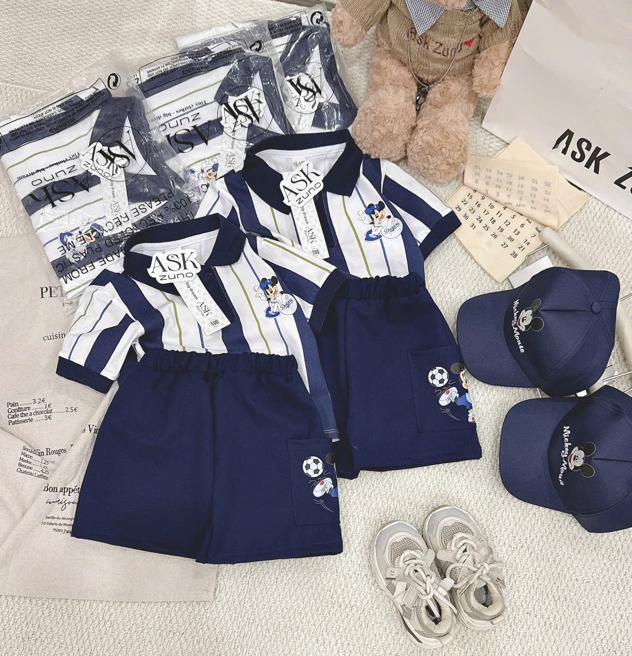 T178 - BỘ ĐÙI BÉ TRAI ÁO POLO SỌC MICKEY QUẦN THAN KÈM MŨ