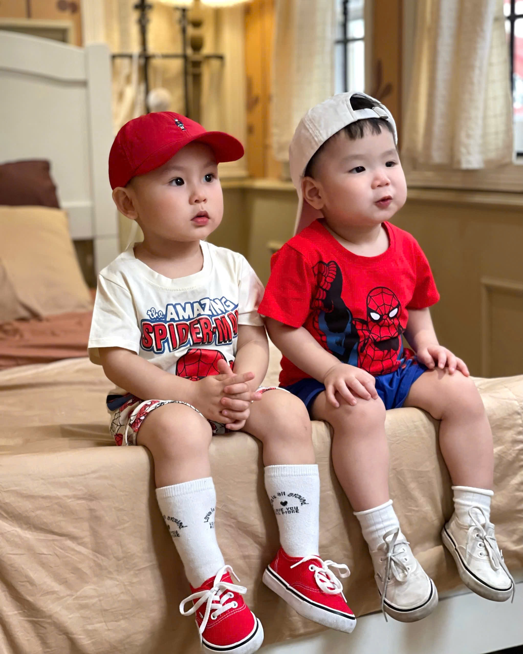 T179 - SET 2 BỘ ĐÙI BÉ TRAI AMAZING SPIDERMAN đỏ be