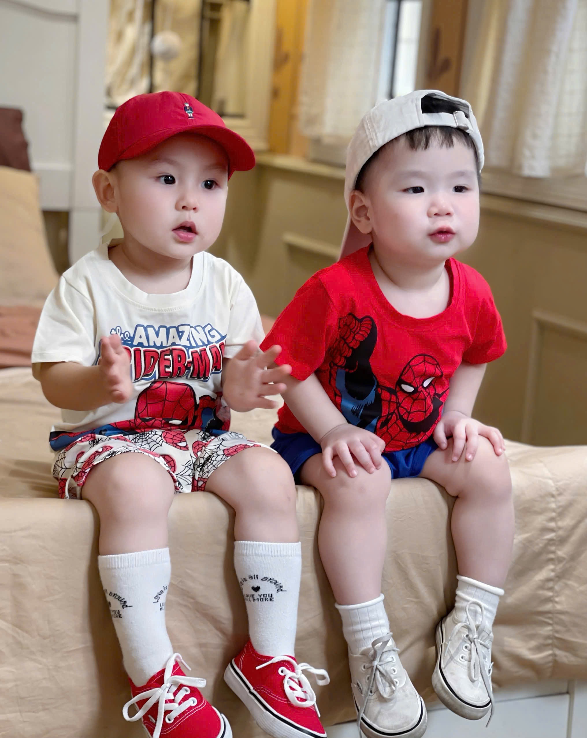 T179 - SET 2 BỘ ĐÙI BÉ TRAI AMAZING SPIDERMAN đỏ be