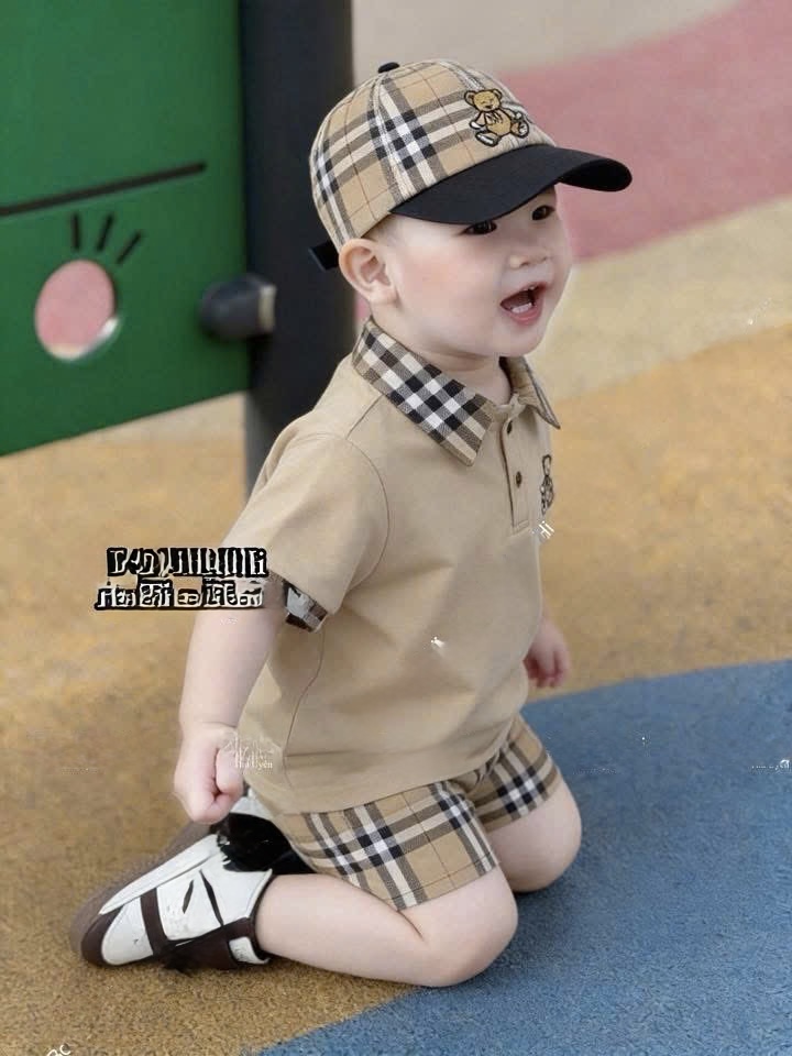 T221 - BỘ ĐÙI BÉ TRAI POLO NÂU PHỐI BBR KÈM MŨ