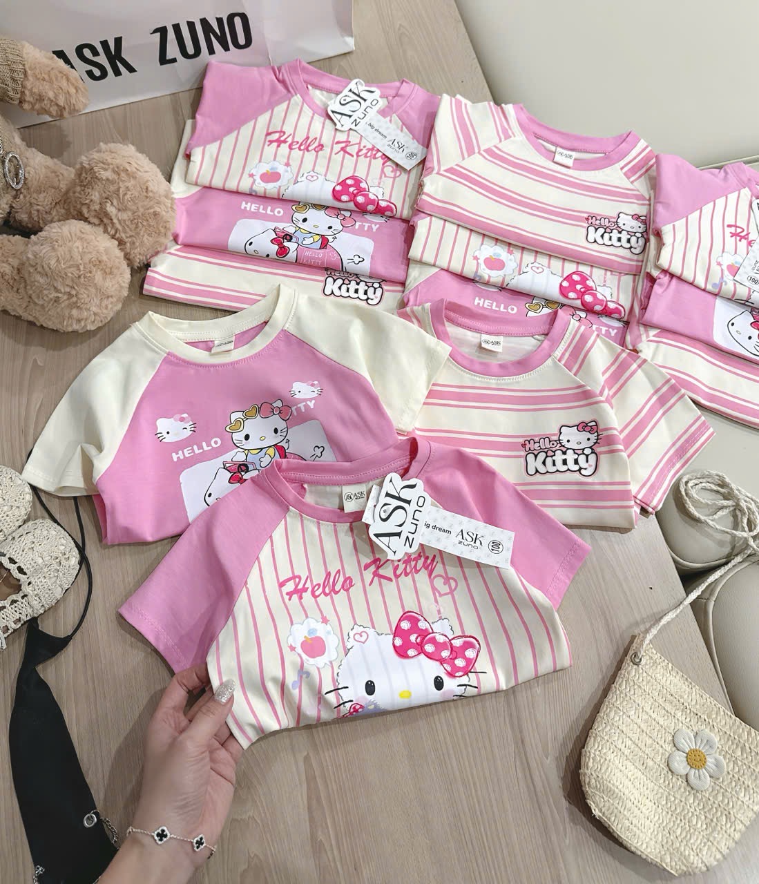 AB892 - SET 3 ÁO BÉ GÁI CỘC PHỐI HỒNG BE Hello Kitty