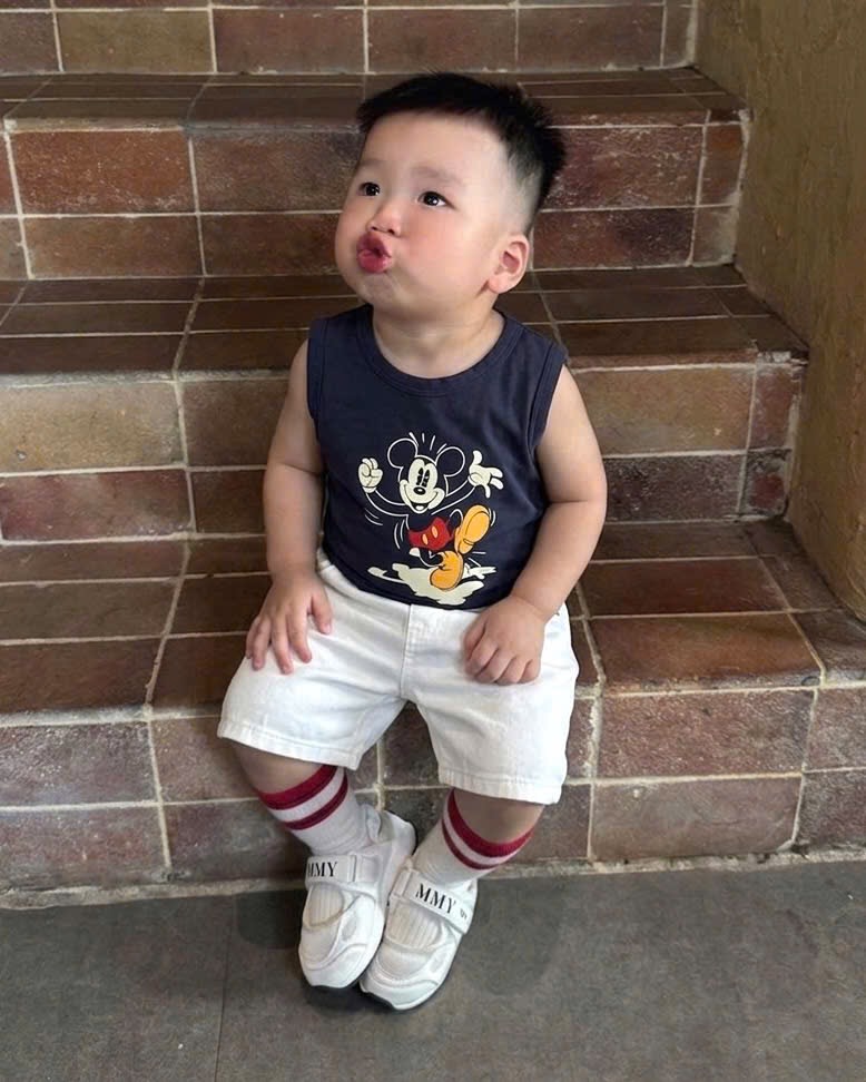 AB916 - SET 4 ÁO BÉ TRAI BA LỖ MICKEY