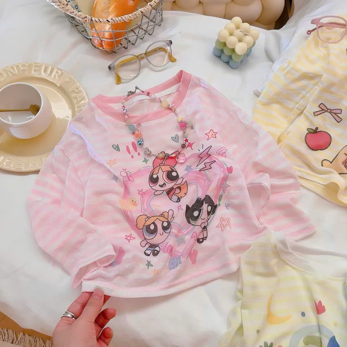 AB932 - SET 2 ÁO BÉ DÀI TAY XƯỢC KẺ NGANG IN HÌNH
