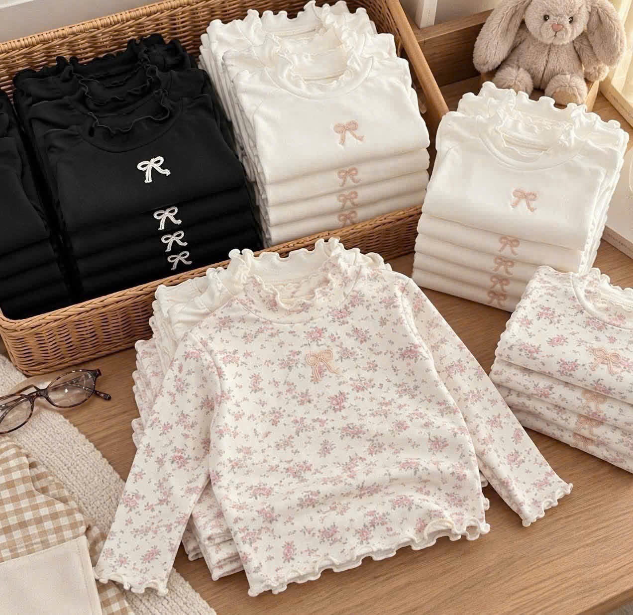 (chờ) AB983 - SET 3 ÁO BÉ GÁI ZIP LÔNG THÊU NƠ CỔ BÈO đen hoa trắng