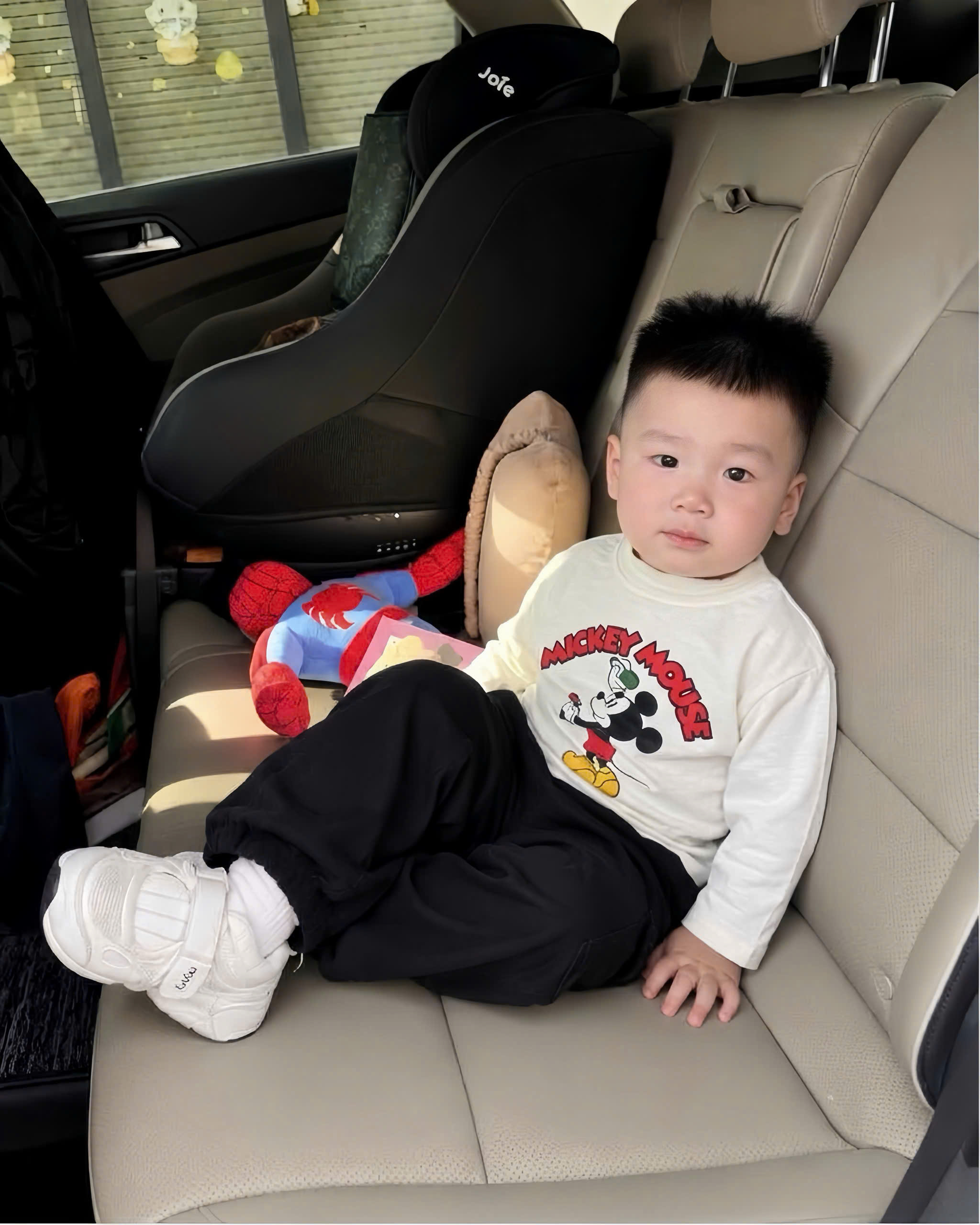 (chờ) AB984 - SET 3 ÁO BÉ TRAI DÀI TAY ZIP XƯỚC MICKEY MOUSE than vàng trắng
