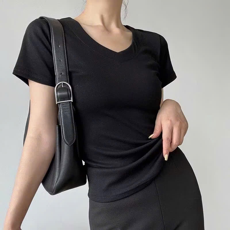 ANU406 - SET 3 ÁO ZIP NỮ CỔ TIM đen đỏ trắng