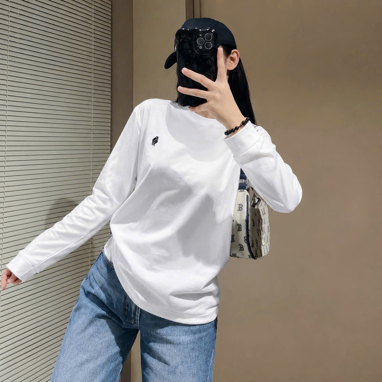 (chờ) ANU454 - SET 2 ÁO THUN NỮ COTTON DÀI TAY THÊU GẤU W vàng trắng