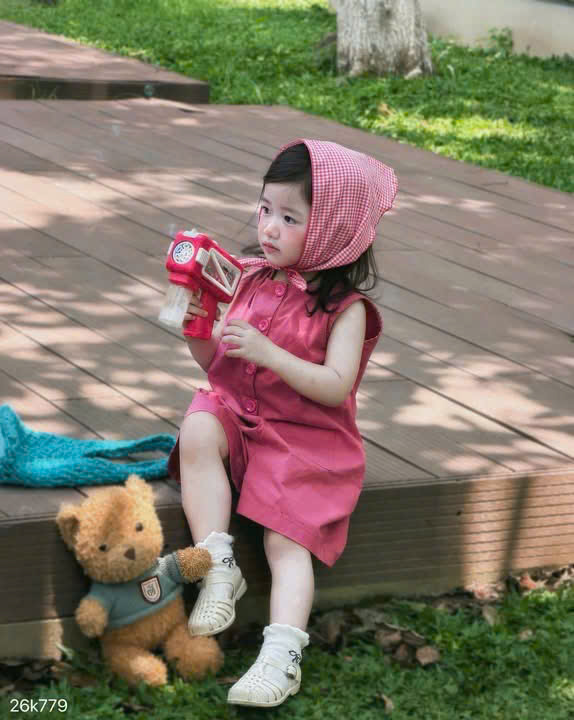 G019 - SET JUM BÉ GÁI HỒNG 2 TÚI KÈM KHĂN KẺ