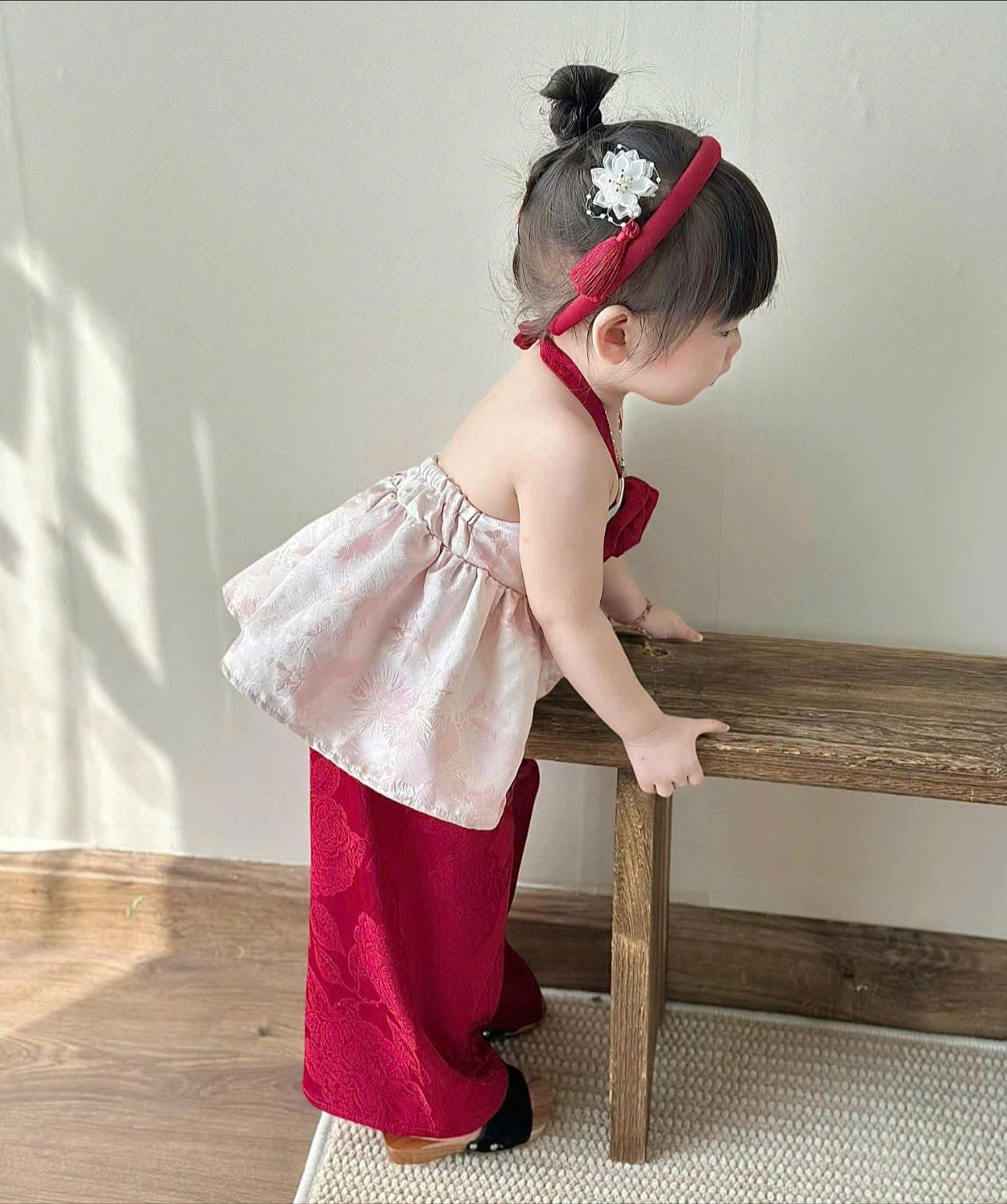 G042 - SET BÉ GÁI YẾM HỒNG ĐÍNH HOA QUẦN ĐỎ