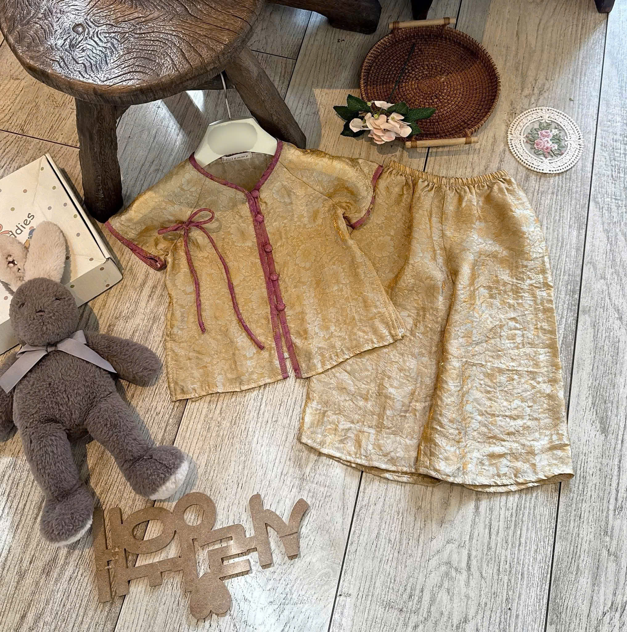 G056 - SET BÉ GÁI TƠ TẰM NHŨ CÁCH TÂN ĐÍNH NƠ
