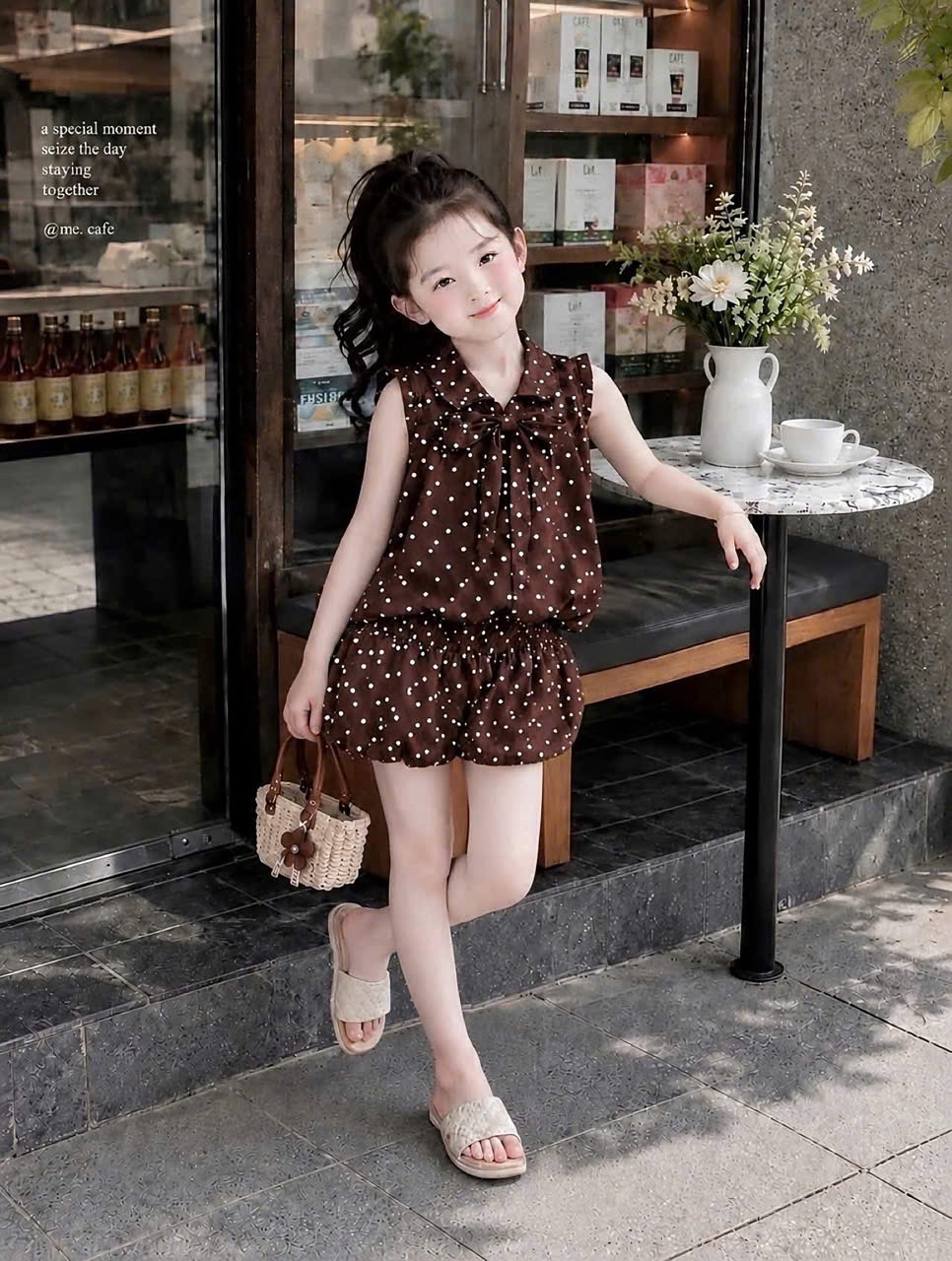 G062 - SET BÉ GÁI CHẤM BI SÁT NÁCH CỔ BẺ QUẦN BÍ