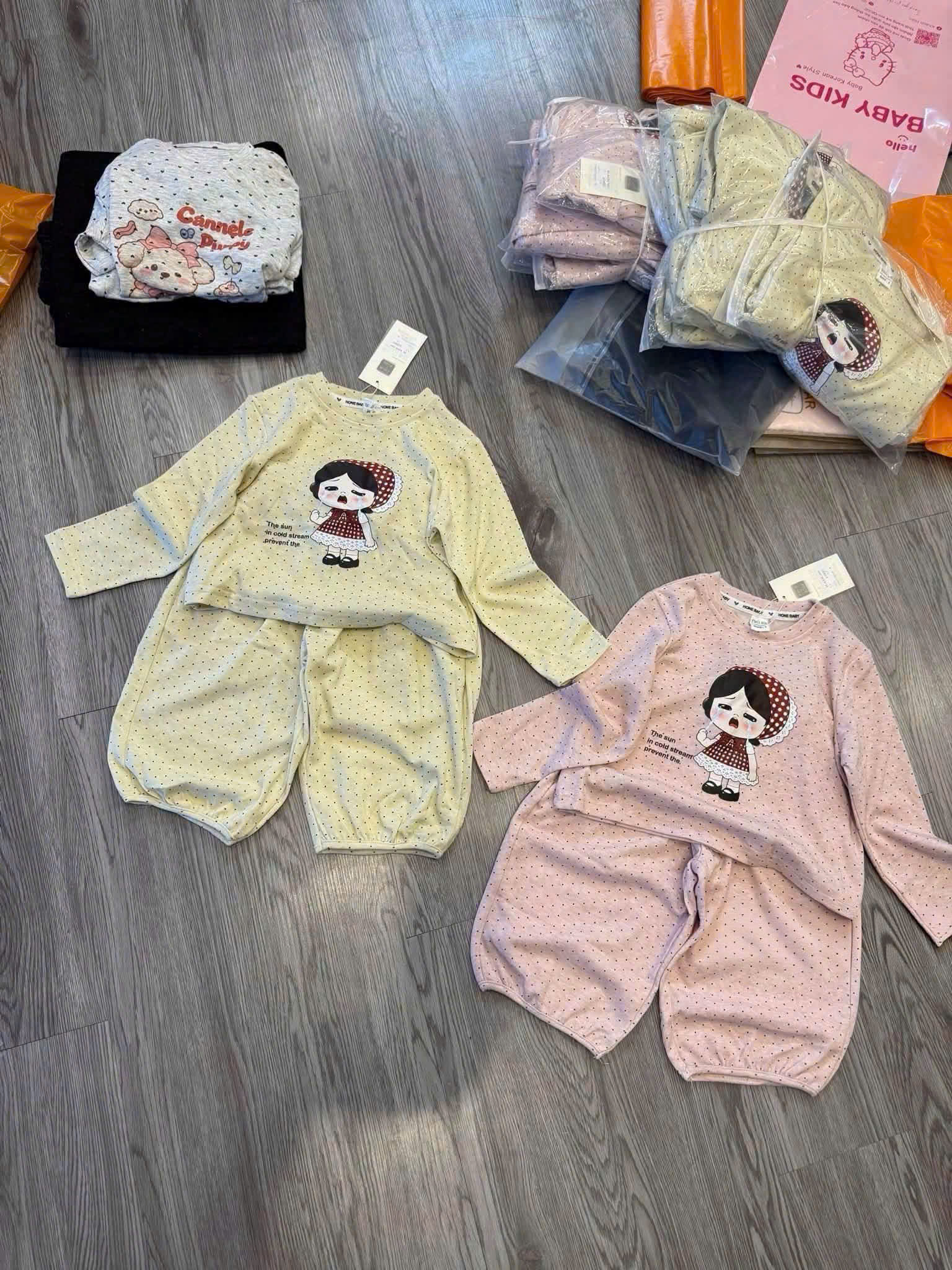 G118 - BỘ BÉ GÁI TĂM THỎ CHẤM BI CÔ BÉ QUẦN BOMBER