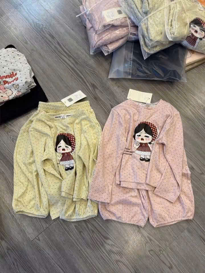 G118 - BỘ BÉ GÁI TĂM THỎ CHẤM BI CÔ BÉ QUẦN BOMBER