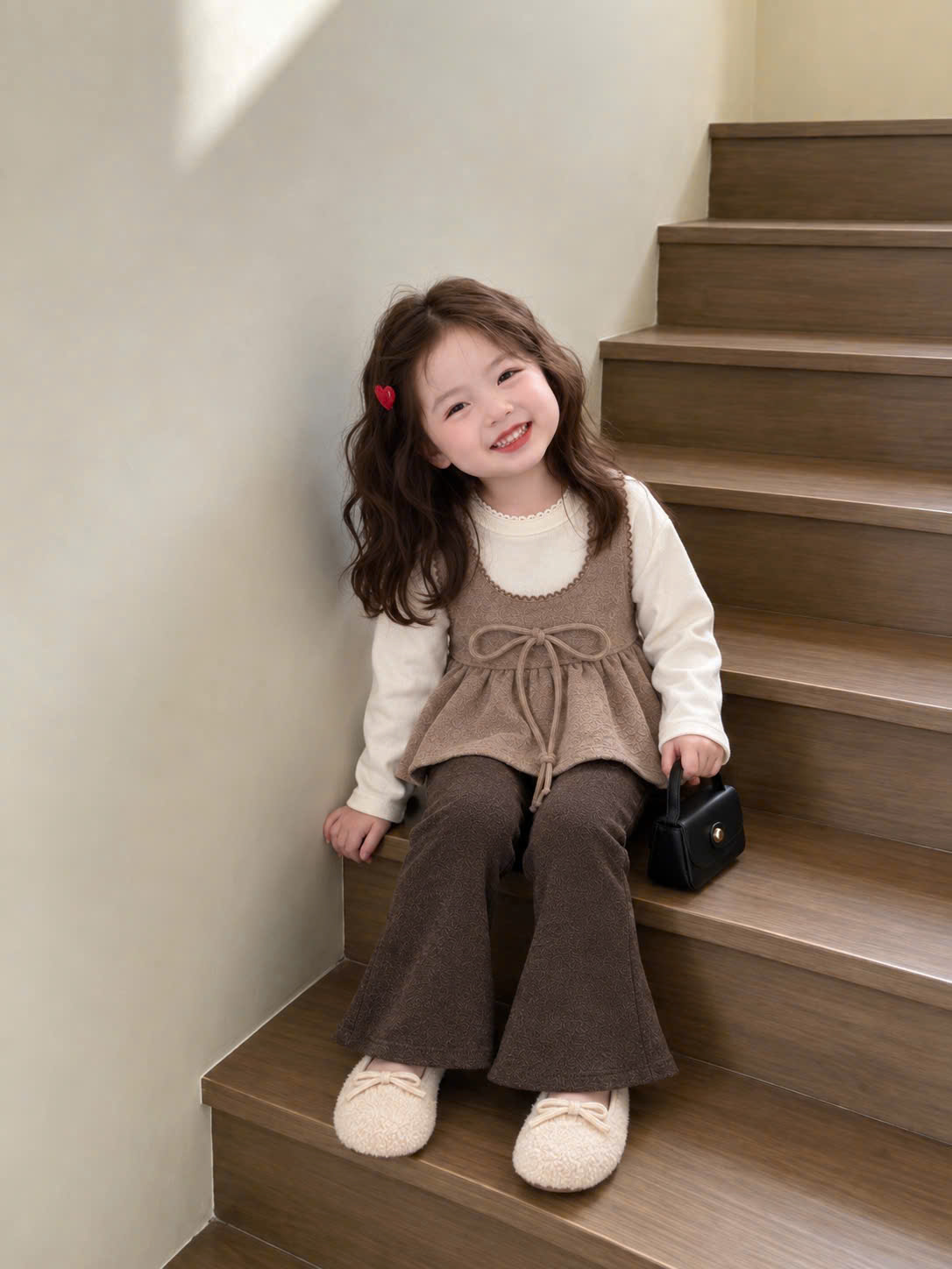 (chờ) G147 - SET BÉ GÁI ÁO BÈO NÂU MIX ÁO TRẮNG QUẦN LOE