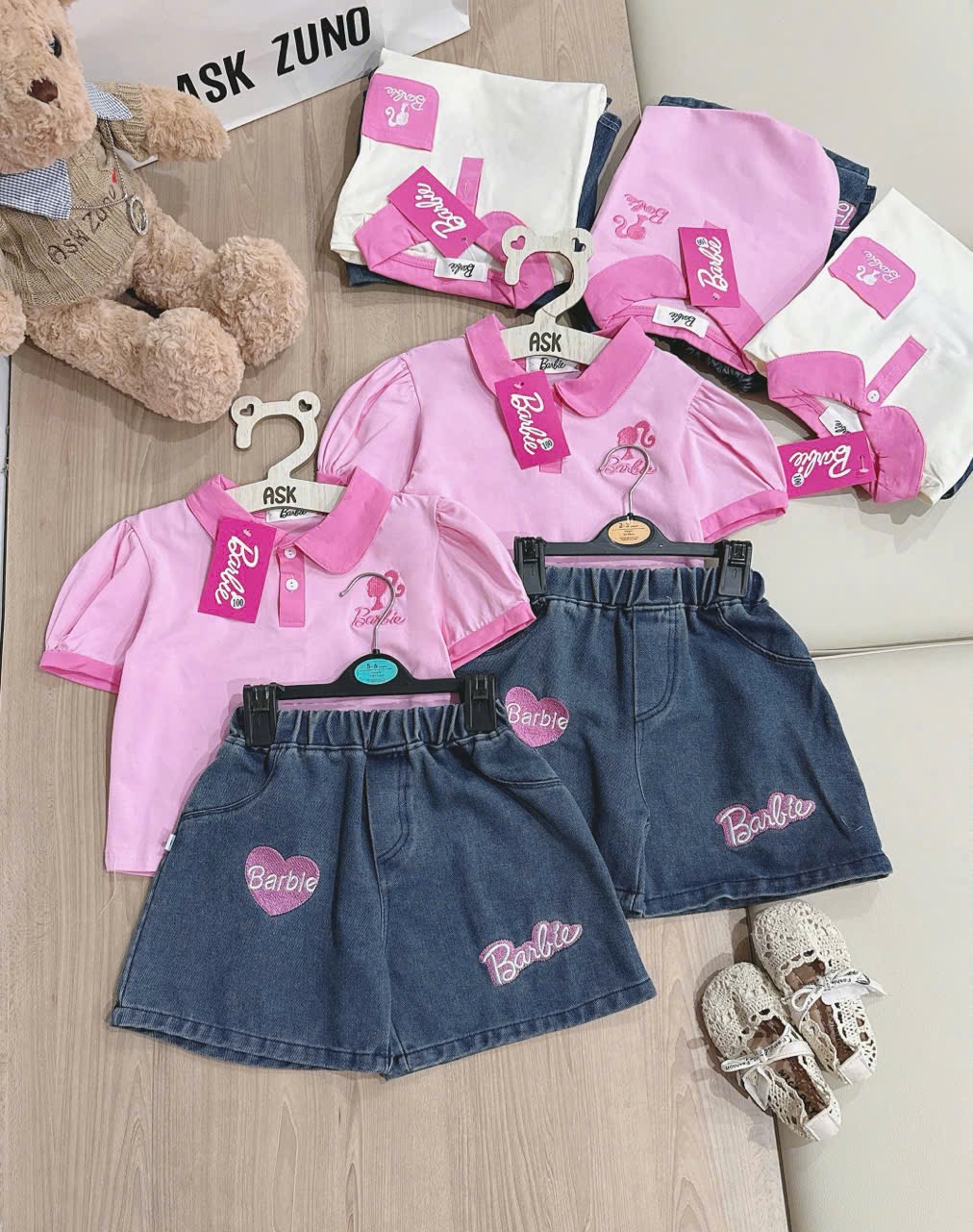 G944 - SET BÉ GÁI POLO THÊU barbie MIX QUẦN BÒ
