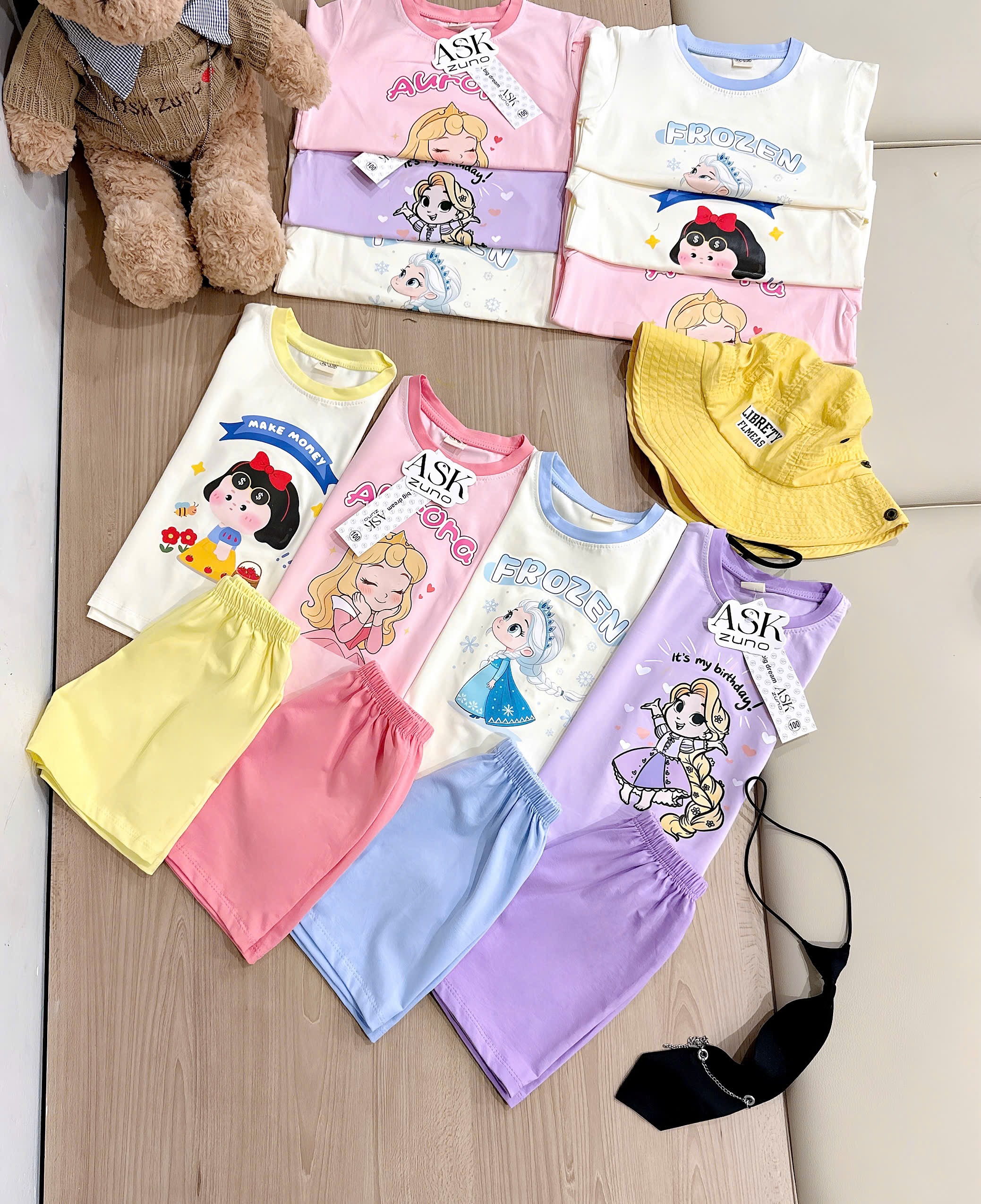 G975 - SET 2 BỘ ĐÙI BÉ GÁI CÔNG CHÚA NHÍ