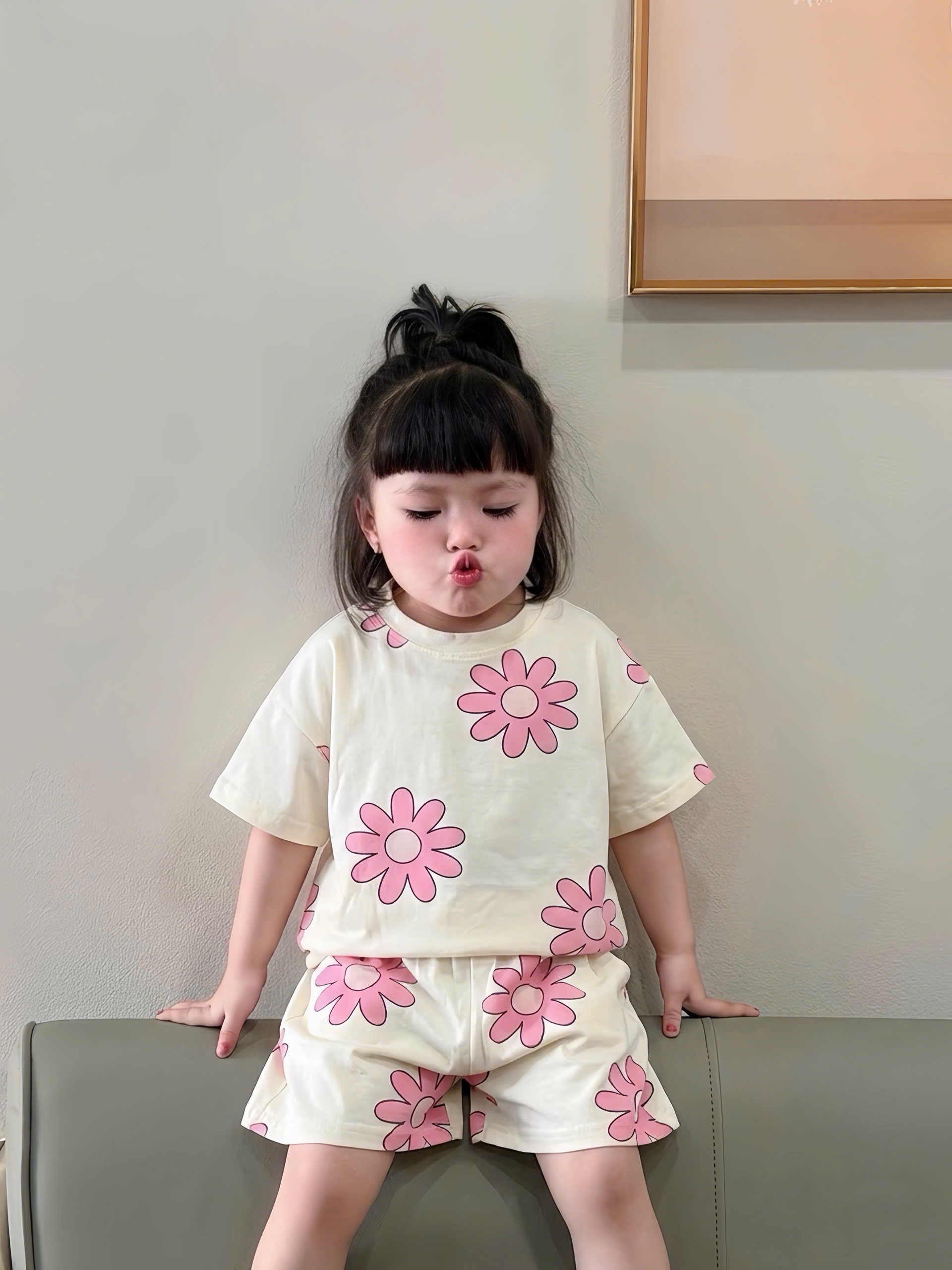 G976 - SET 3 BỘ ĐÙI BÉ GÁI HOA NƠ hồng đậm be