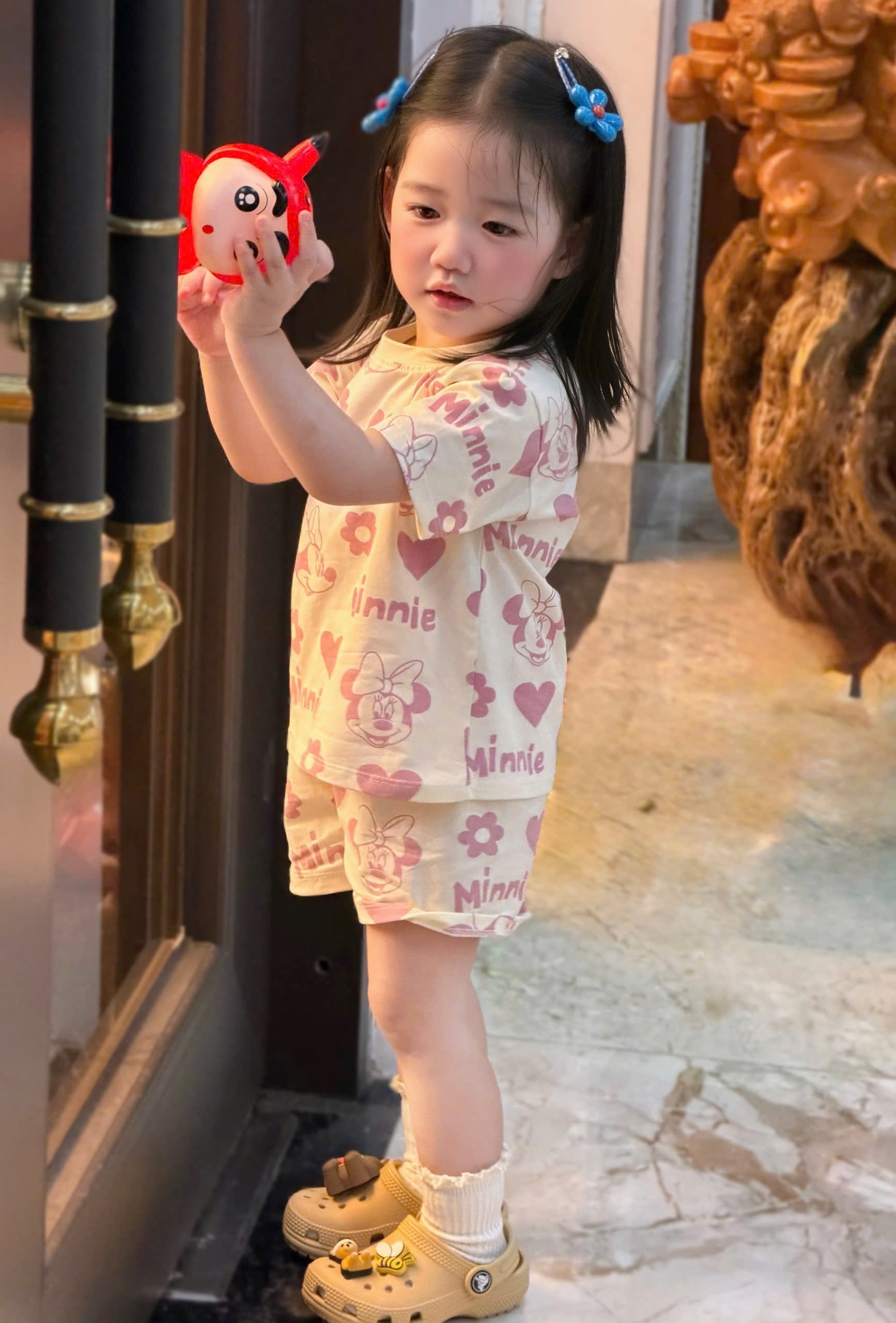 G980 - SET 2 BỘ ĐÙI BÉ GÁI MICKEY MINNIE VACANCE hồng be