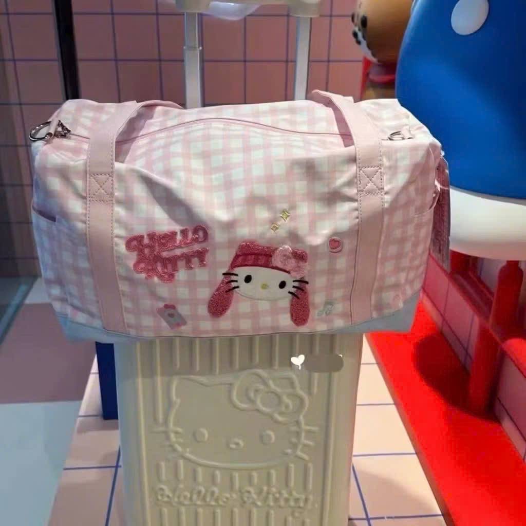(chờ) PK315 - TÚI XÁCH HELLO KITTY KẺ HỒNG