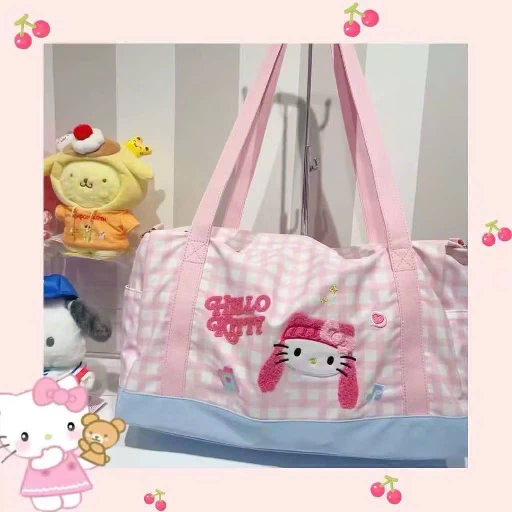 (chờ) PK315 - TÚI XÁCH HELLO KITTY KẺ HỒNG