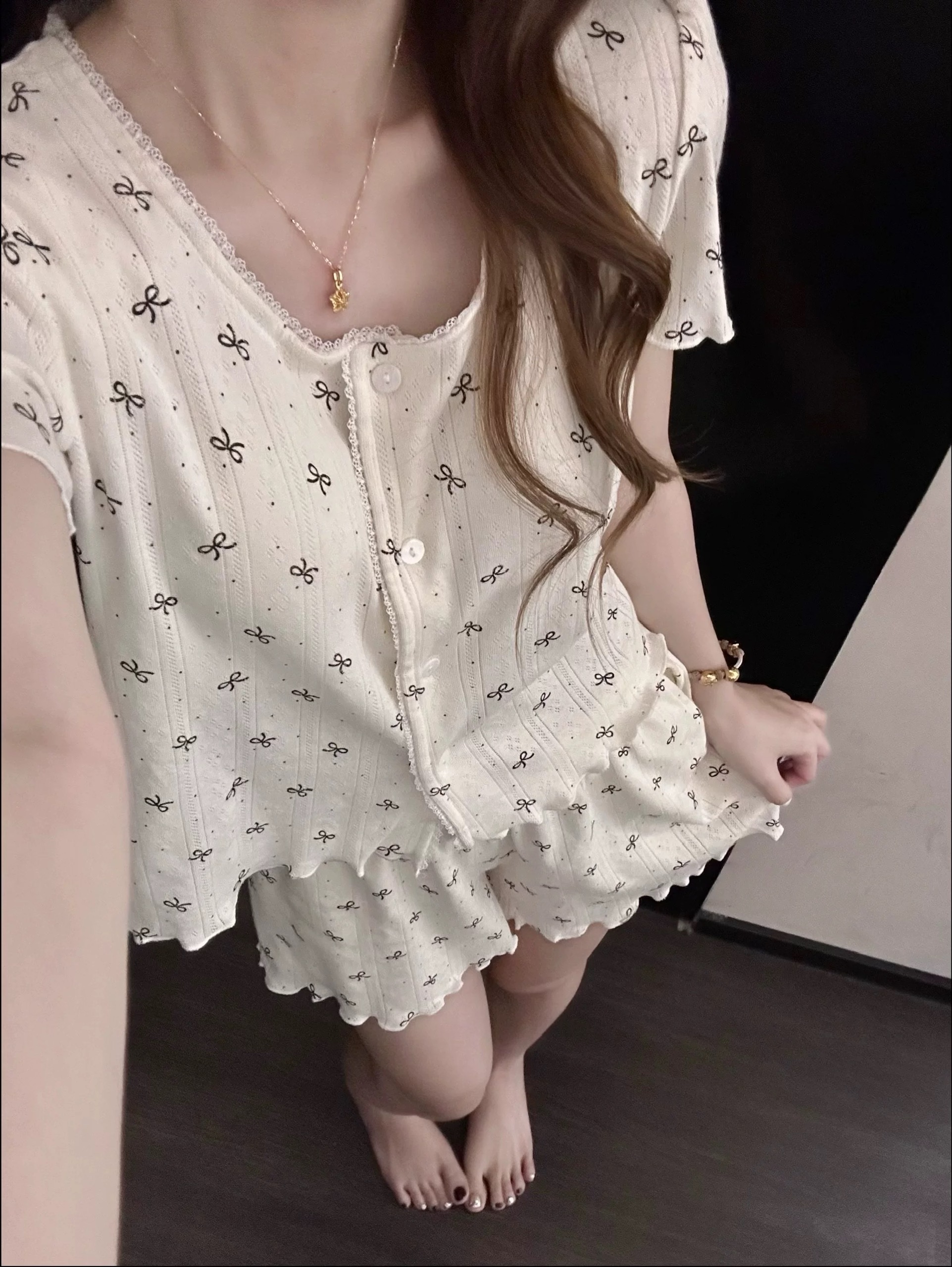 S311 - BỘ ĐÙI NỮ THÔNG HƠI CÀI CÚC IN NƠ