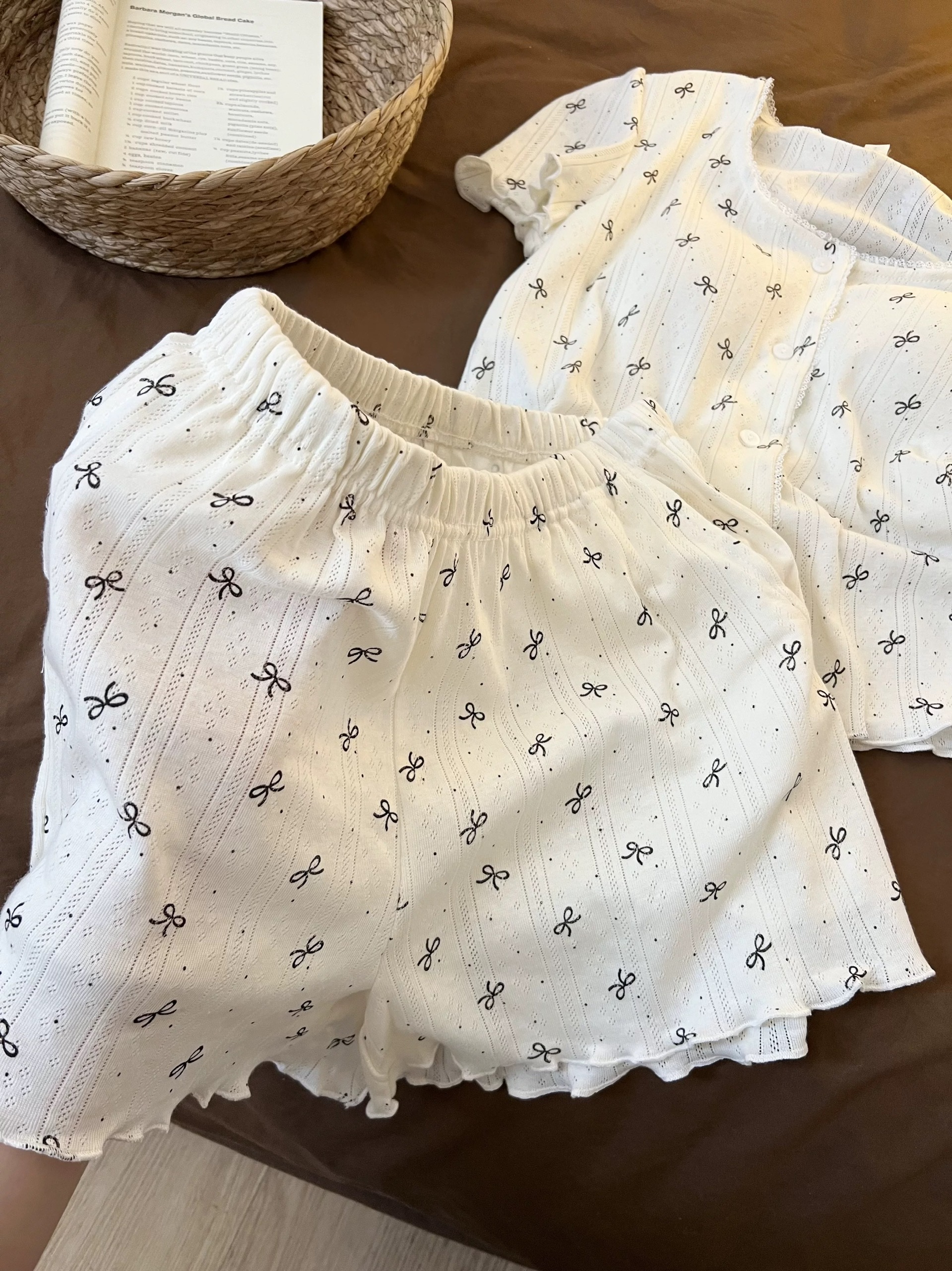 S311 - BỘ ĐÙI NỮ THÔNG HƠI CÀI CÚC IN NƠ