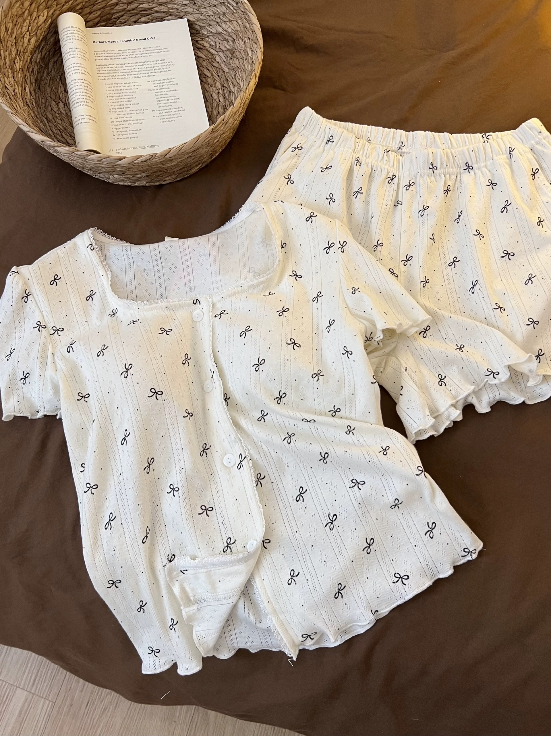 S311 - BỘ ĐÙI NỮ THÔNG HƠI CÀI CÚC IN NƠ