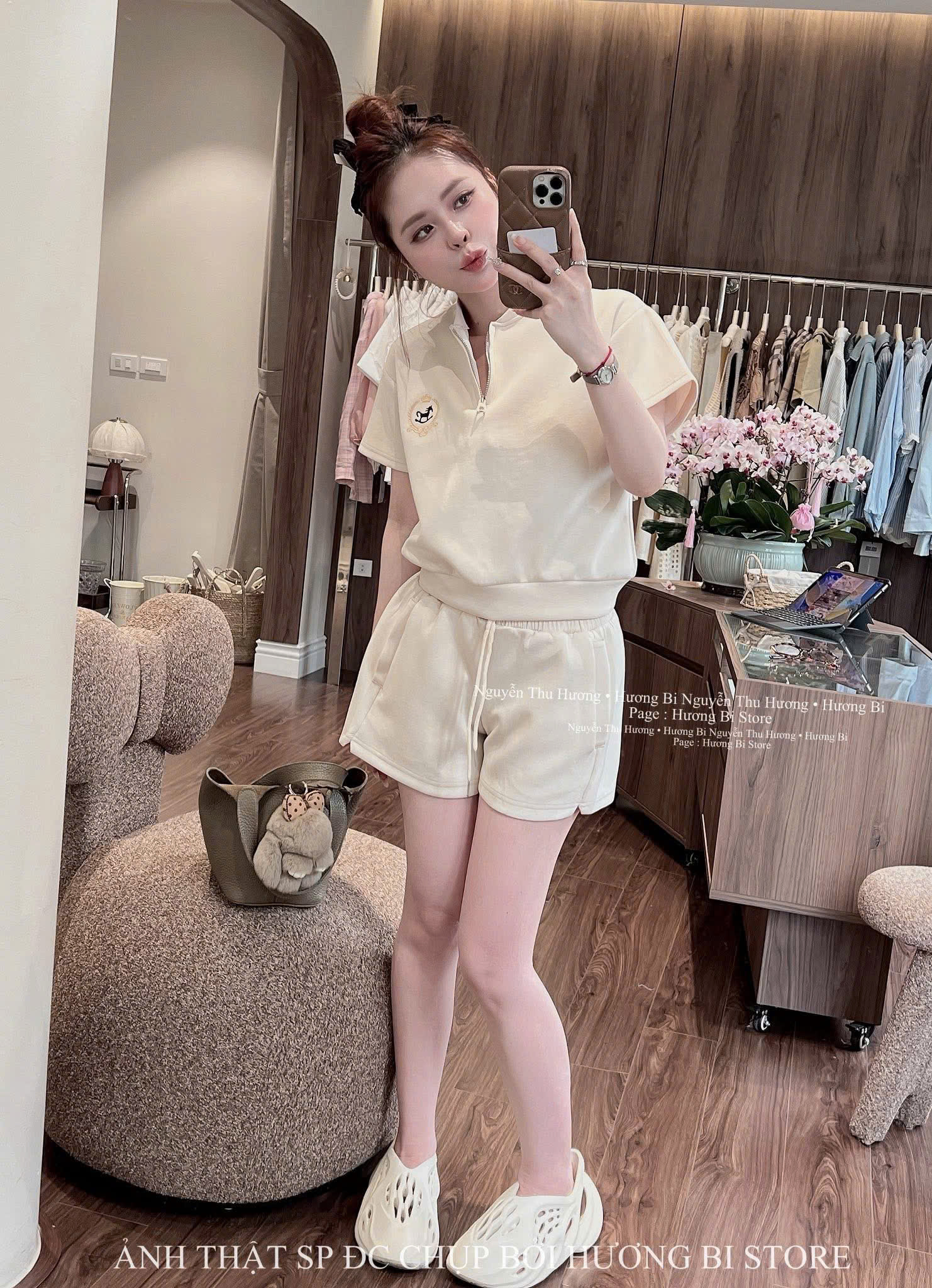 S315 - BỘ ĐÙI NỮ MÀU BE CỔ KHÓA THÊU NGỰA