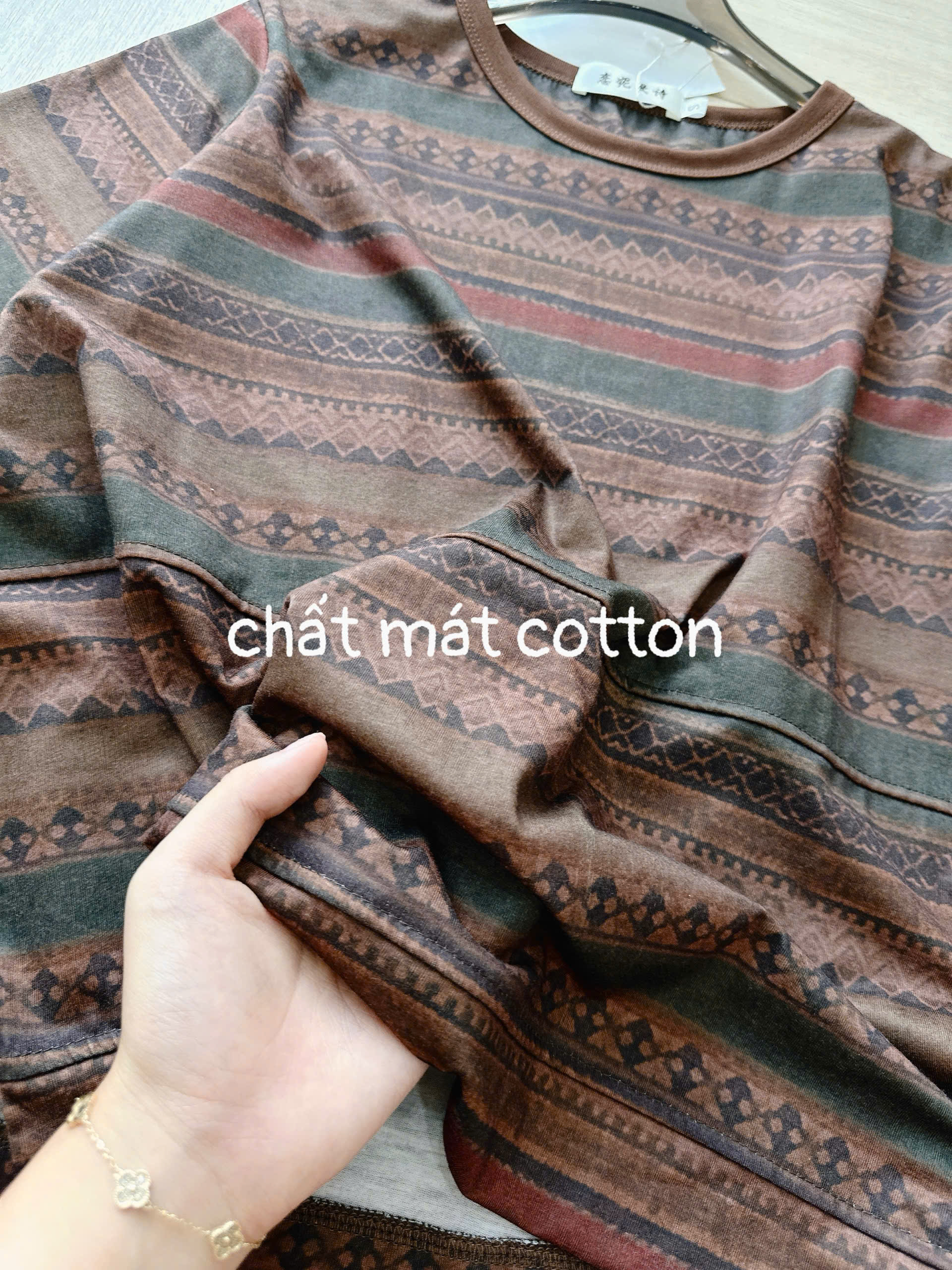 (chờ) S376 - BỘ ĐÙI NỮ ÁO THỔ CẨM QUẦN NÂU