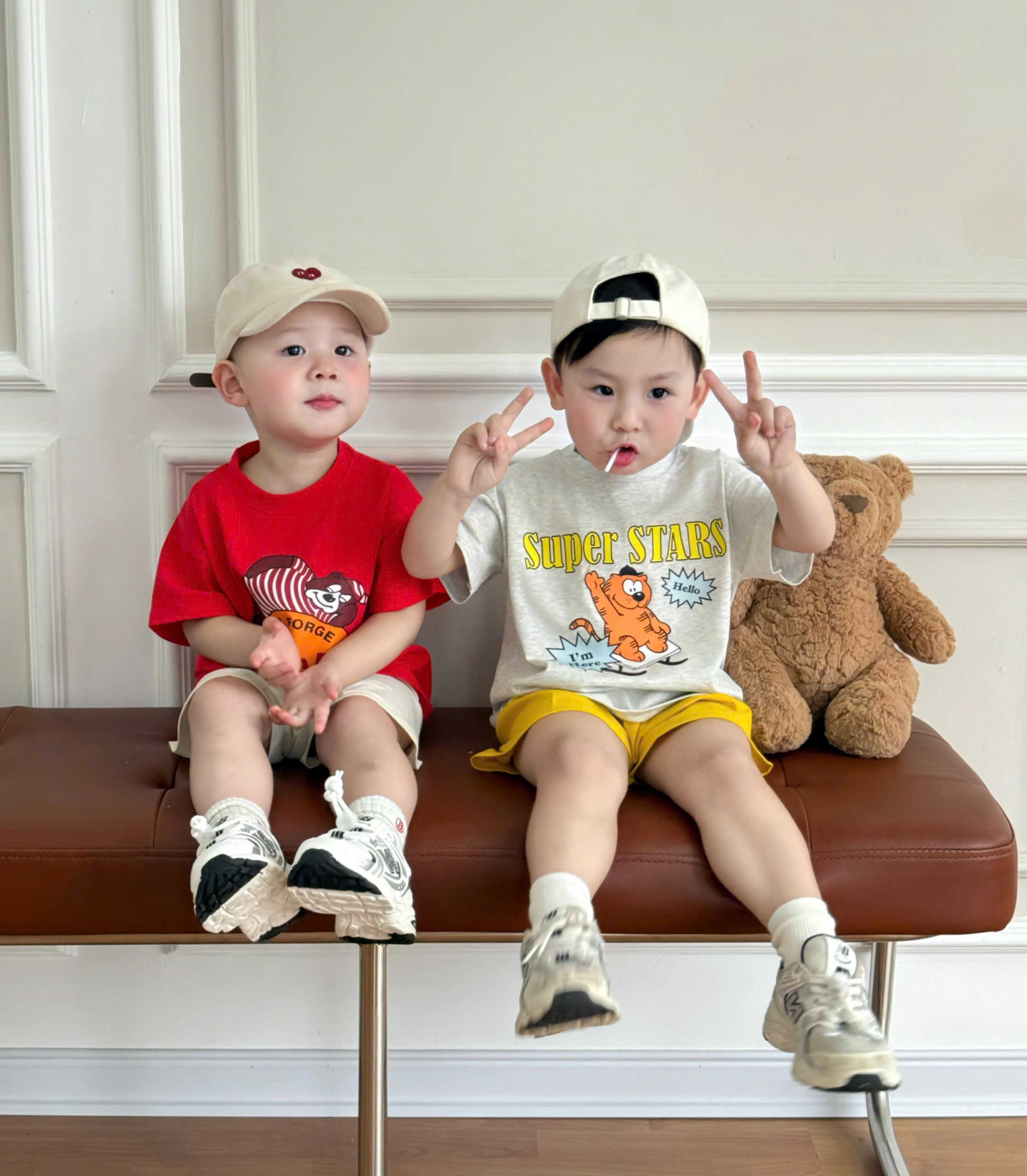 T183 - SET 2 BỘ ĐÙI BÉ TRAI THÚ Super Star đỏ ghi