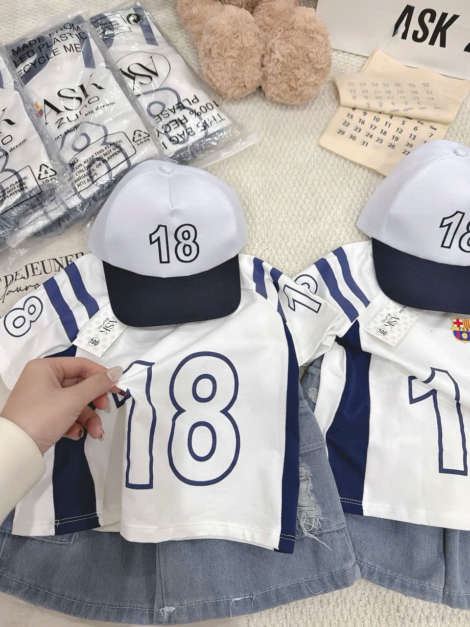T198 - BỘ ĐÙI BÉ TRAI SỐ 18 QUẦN BÒ TÚI HỘP