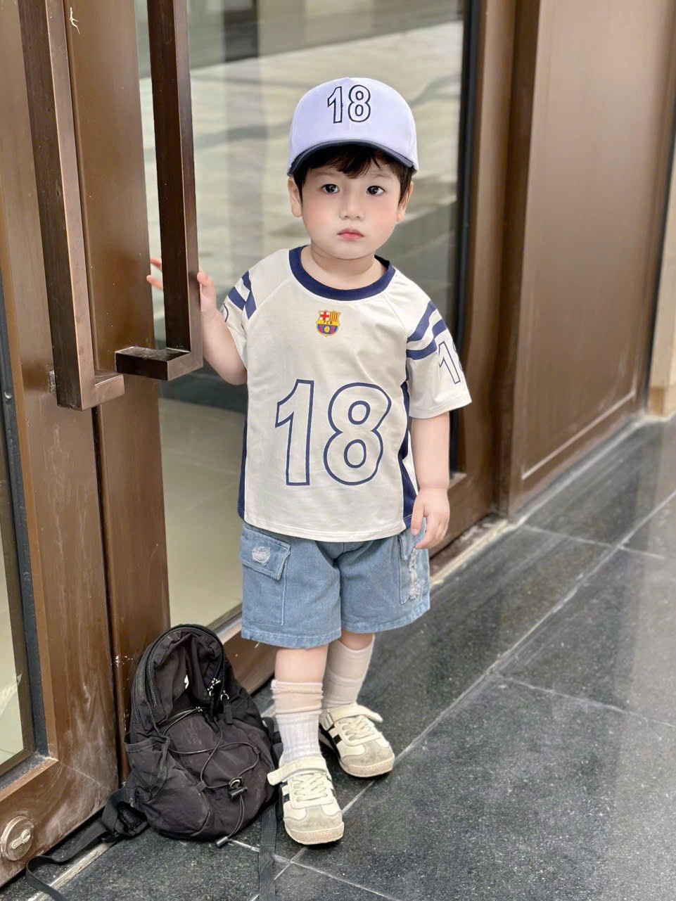 T198 - BỘ ĐÙI BÉ TRAI SỐ 18 QUẦN BÒ TÚI HỘP