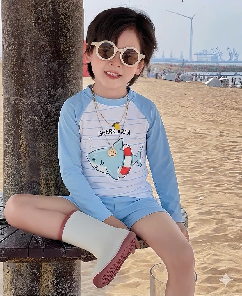 T246 - BỘ BƠI BÉ TRAI CÁ MẬP NOM AREA