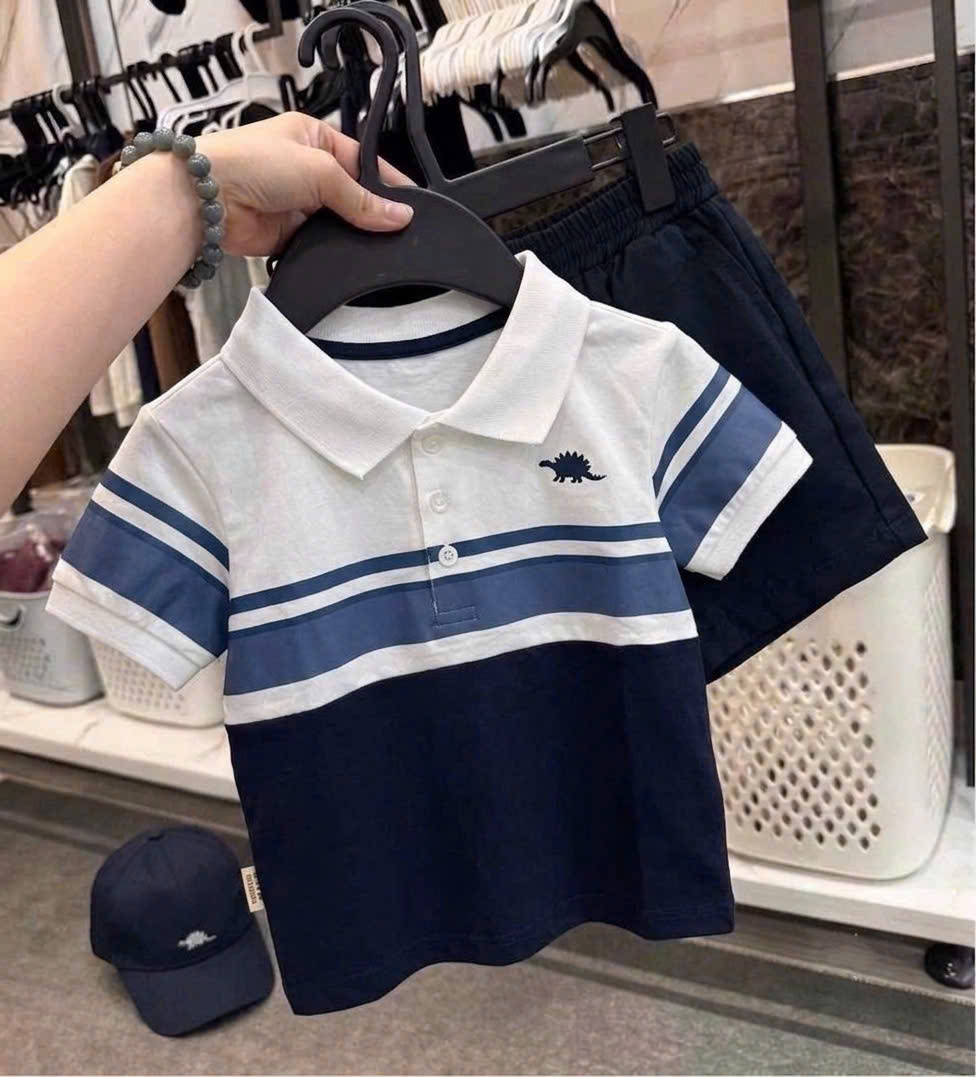 T306 - BỘ ĐÙI BÉ TRAI TRẮNG PHỐI THAN KHỦNG LONG KÈM MŨ