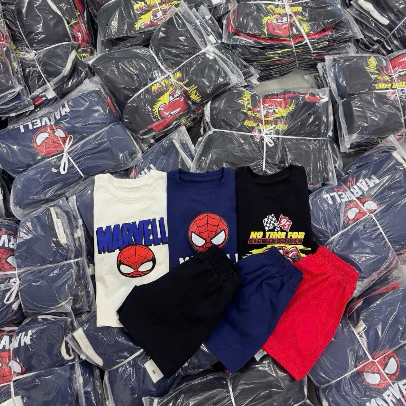 T424 - SET 3 BỘ ĐÙI BÉ TRAI MARVEL đen than be