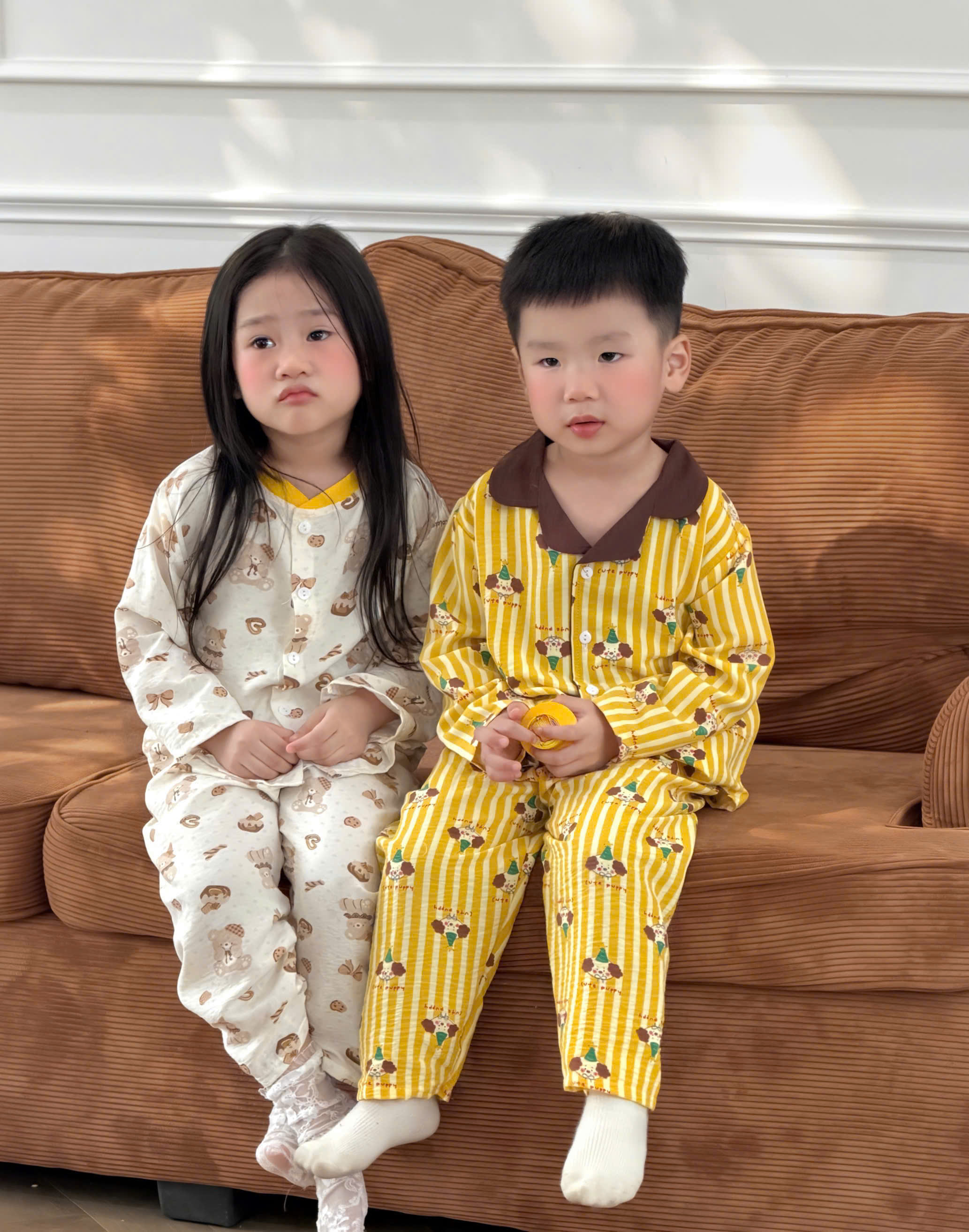 T425 - SET 2 BỘ BÉ TRAI PYJAMA DÀI TAY HÌNH CHÓ