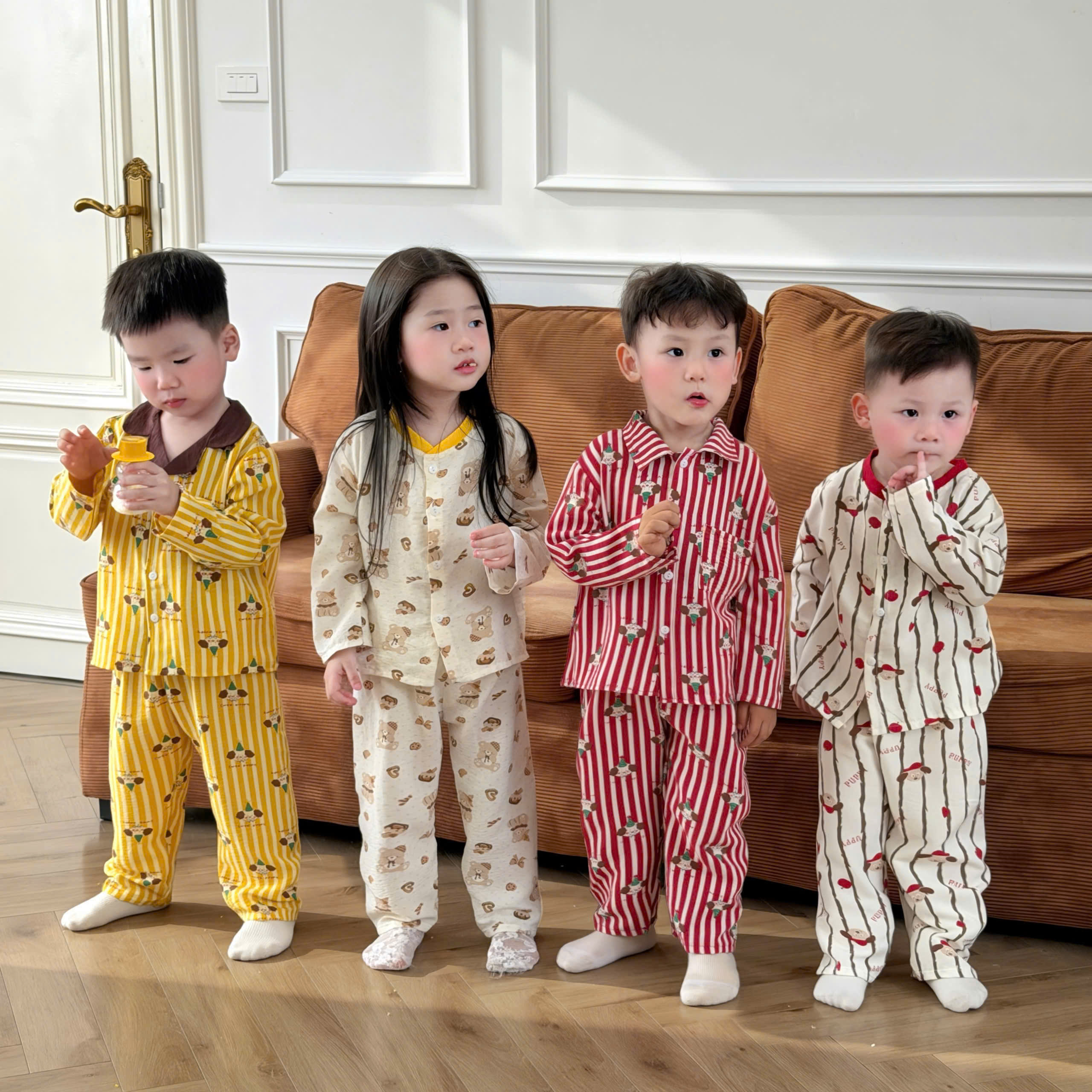 T425 - SET 2 BỘ BÉ TRAI PYJAMA DÀI TAY HÌNH CHÓ