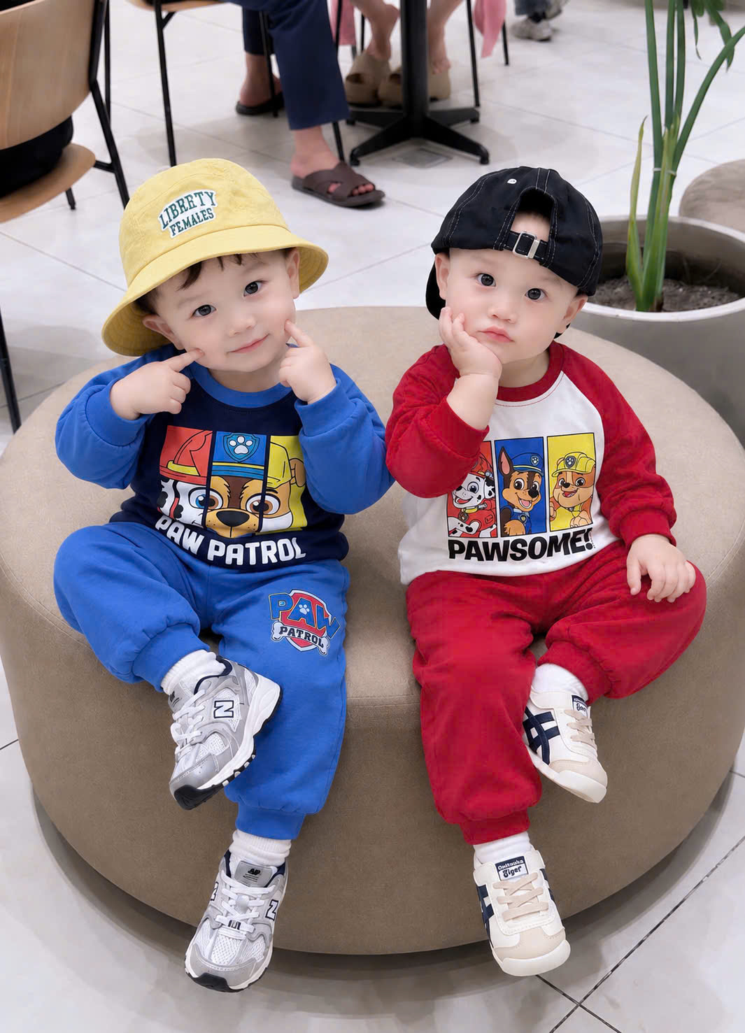 T439 - SET 2 BỘ BÉ TRAI DÀI TAY PAW PATROL xanh đỏ