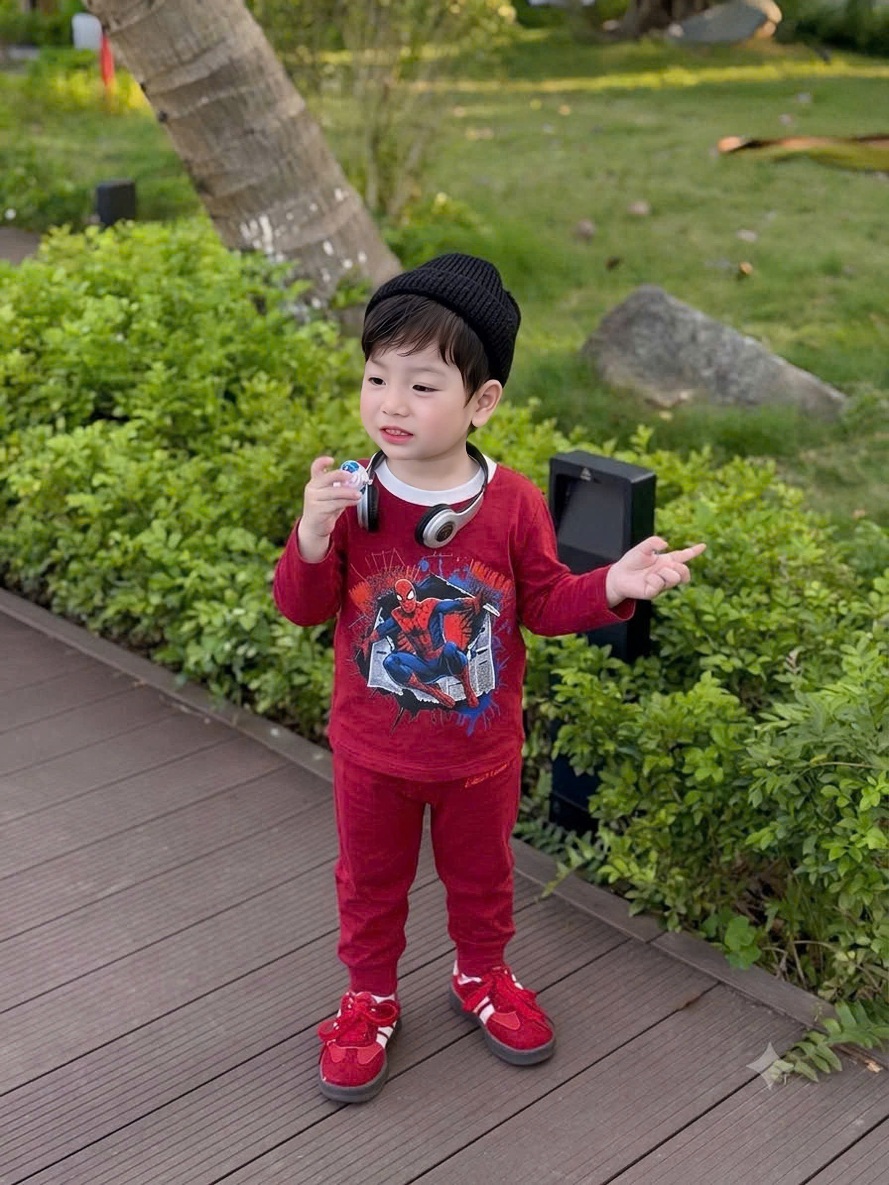 T448 - SET 2 BỘ BÉ TRÁI COTTON SPIDERMAN CỔ PHỐI đỏ ghi