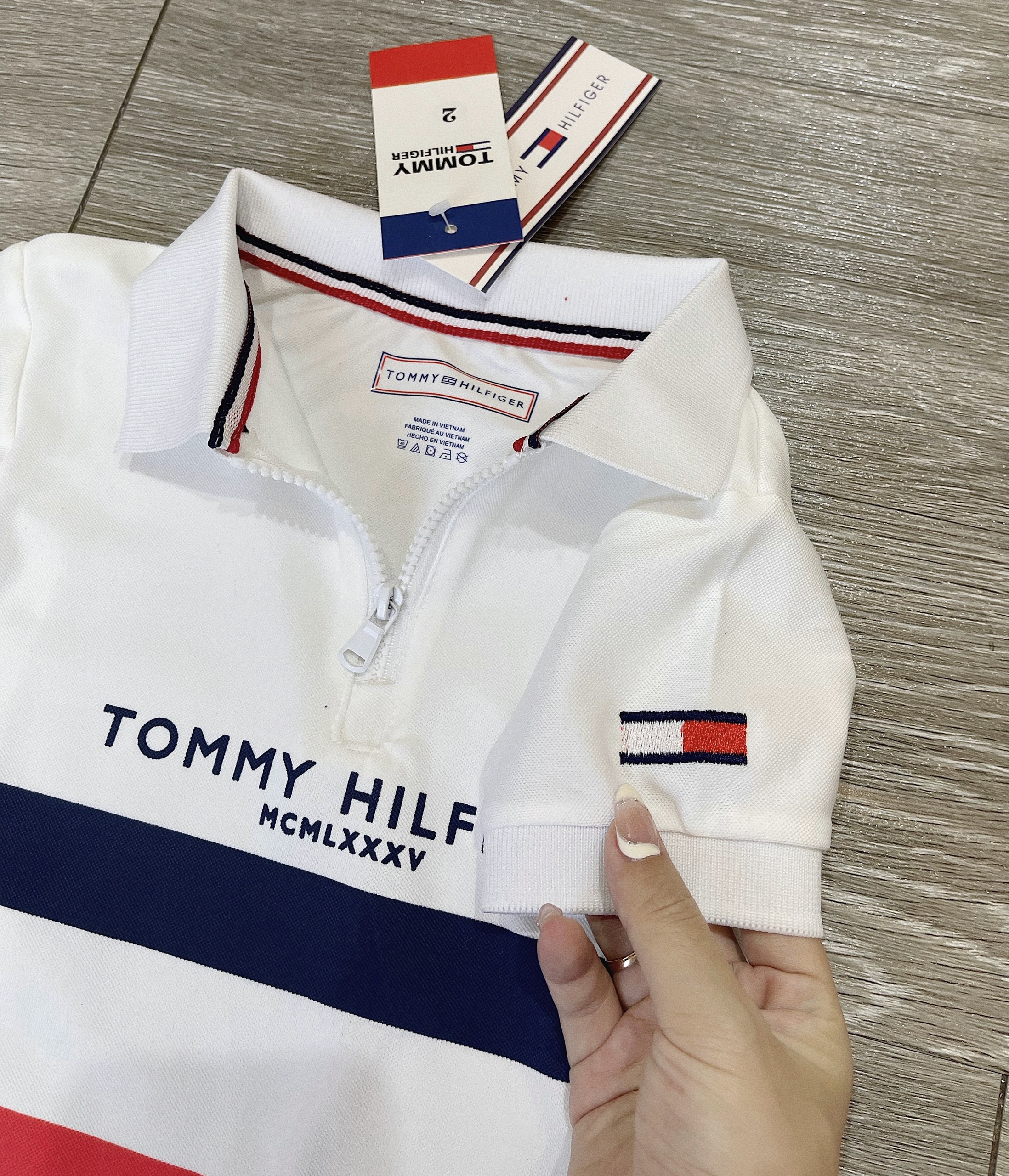 T621 - BỘ ĐÙI BÉ TRAI TOMMY CỔ KHOÁ KÈM MŨ