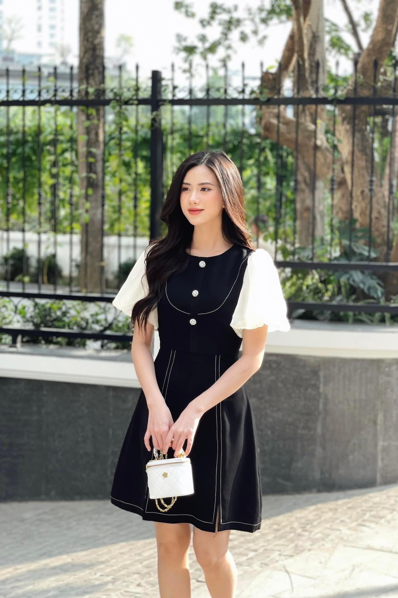 Đầm ôm body phối sọc đen trắng vạt xéo thắt nơ bụng cực xinh - Hàng đẹp với  giá tốt nhất