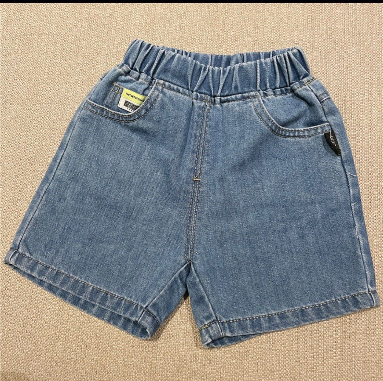 QB130 - SET 2 QUẦN JEANS ĐÙI BÉ XANH CHỮ M
