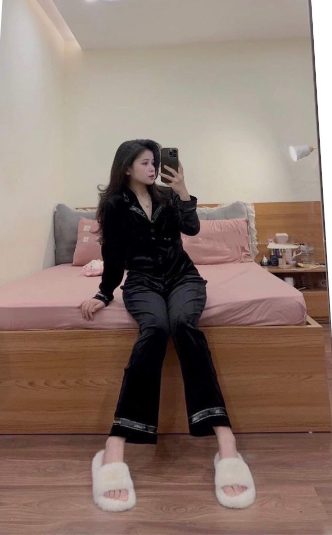 S884 - BỘ PYJAMA NHUNG NỮ VIỀN CHANEL