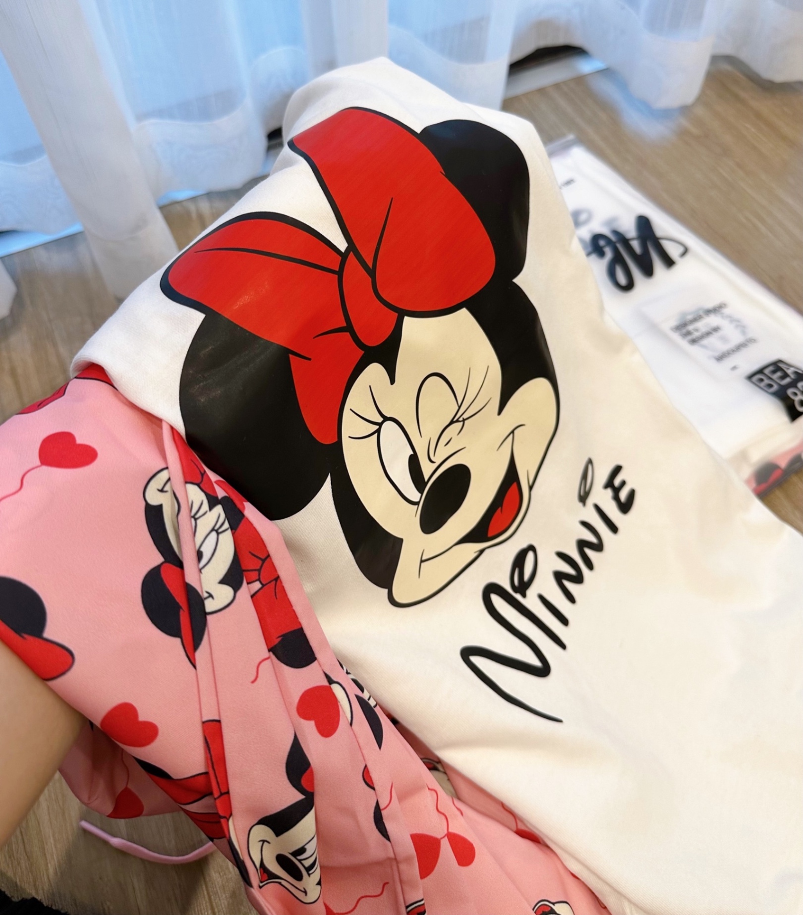 S140 - BỘ THUN NỮ ÁO TRẮNG MINNIE QUẦN HỒNG