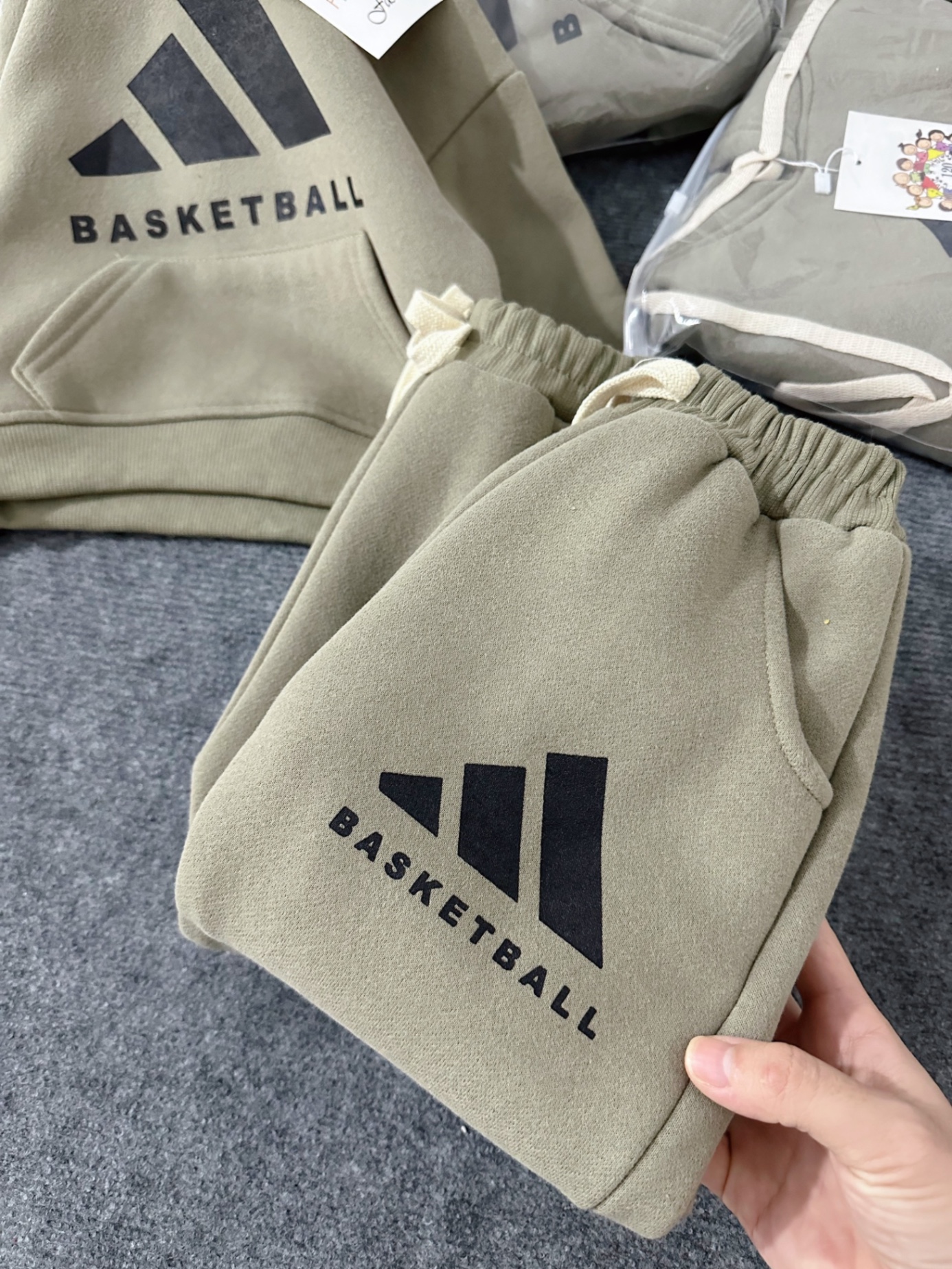 T979 - BỘ BÉ TRAI NỈ COTTON ÁO HOODIE BASKETBALL